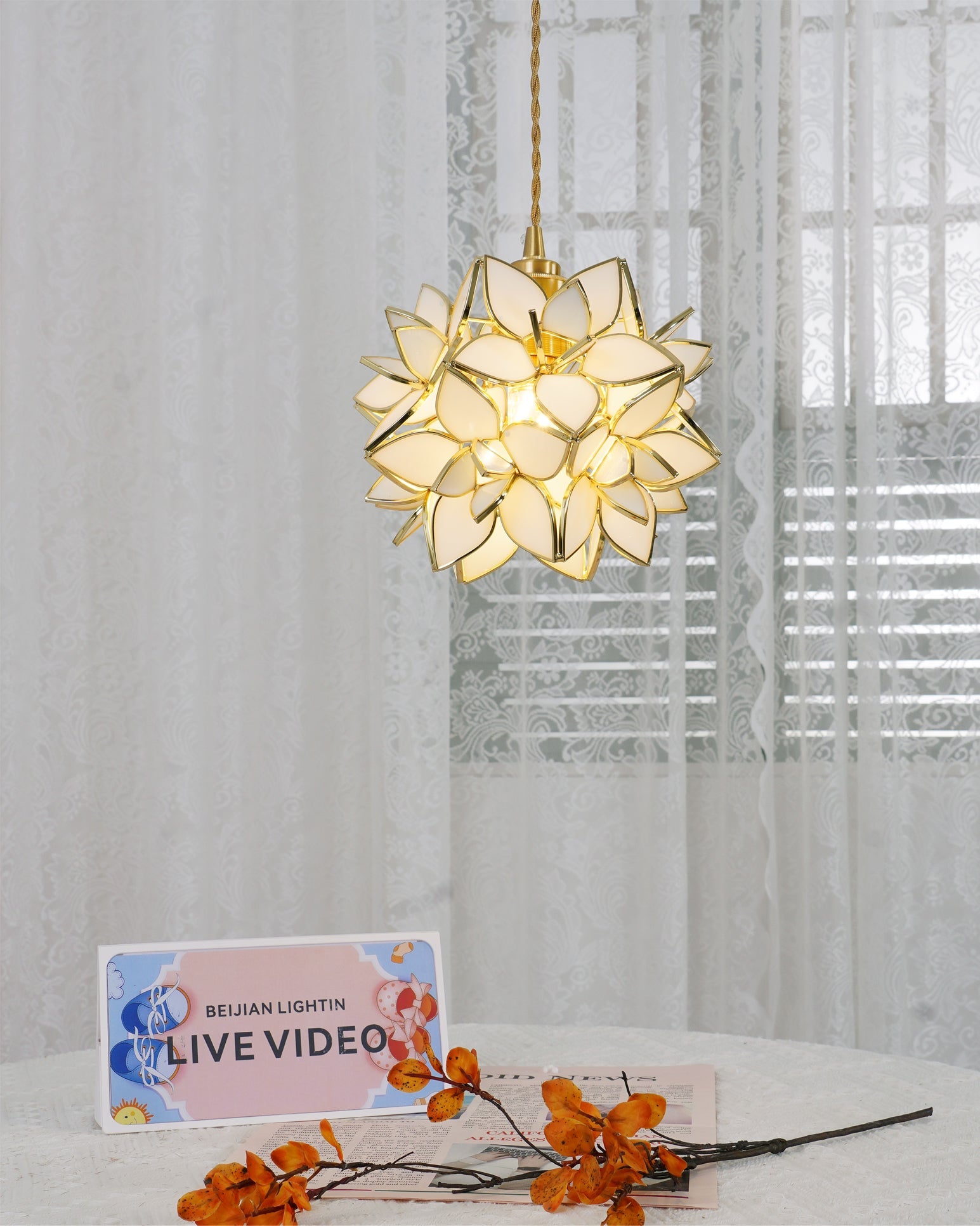 WINDSOR CAPIZ SHELL HANGING LANTERN