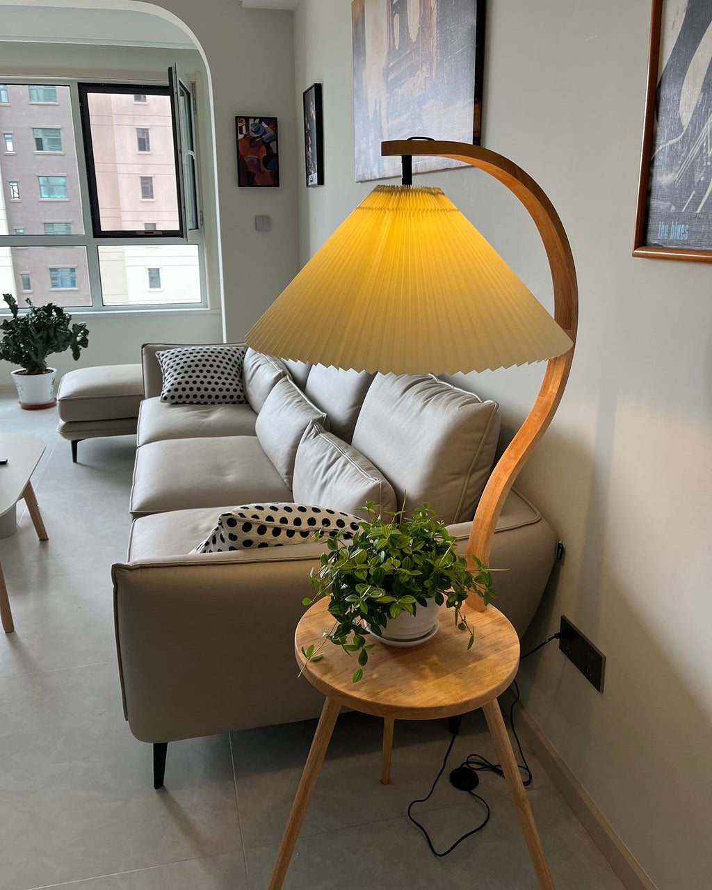 Chesterfield Crescent Luminaire
