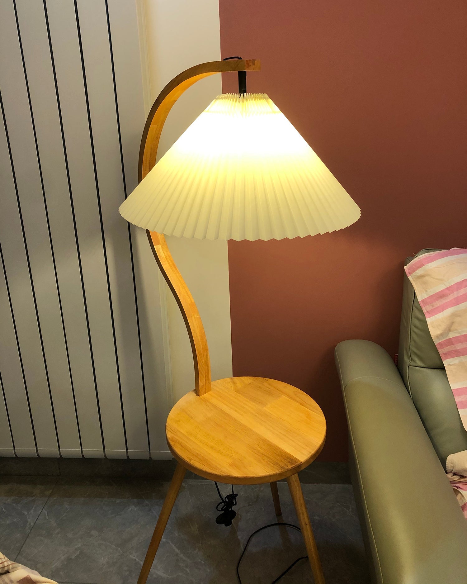 Chesterfield Crescent Luminaire