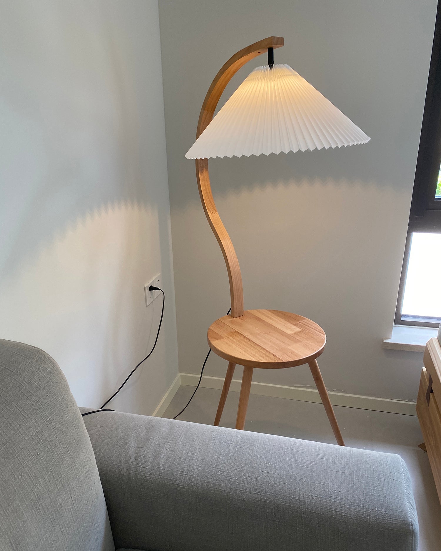 Chesterfield Crescent Luminaire