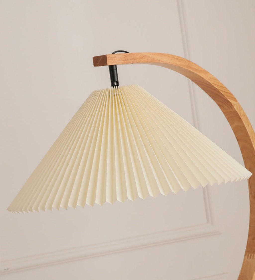 Chesterfield Crescent Luminaire