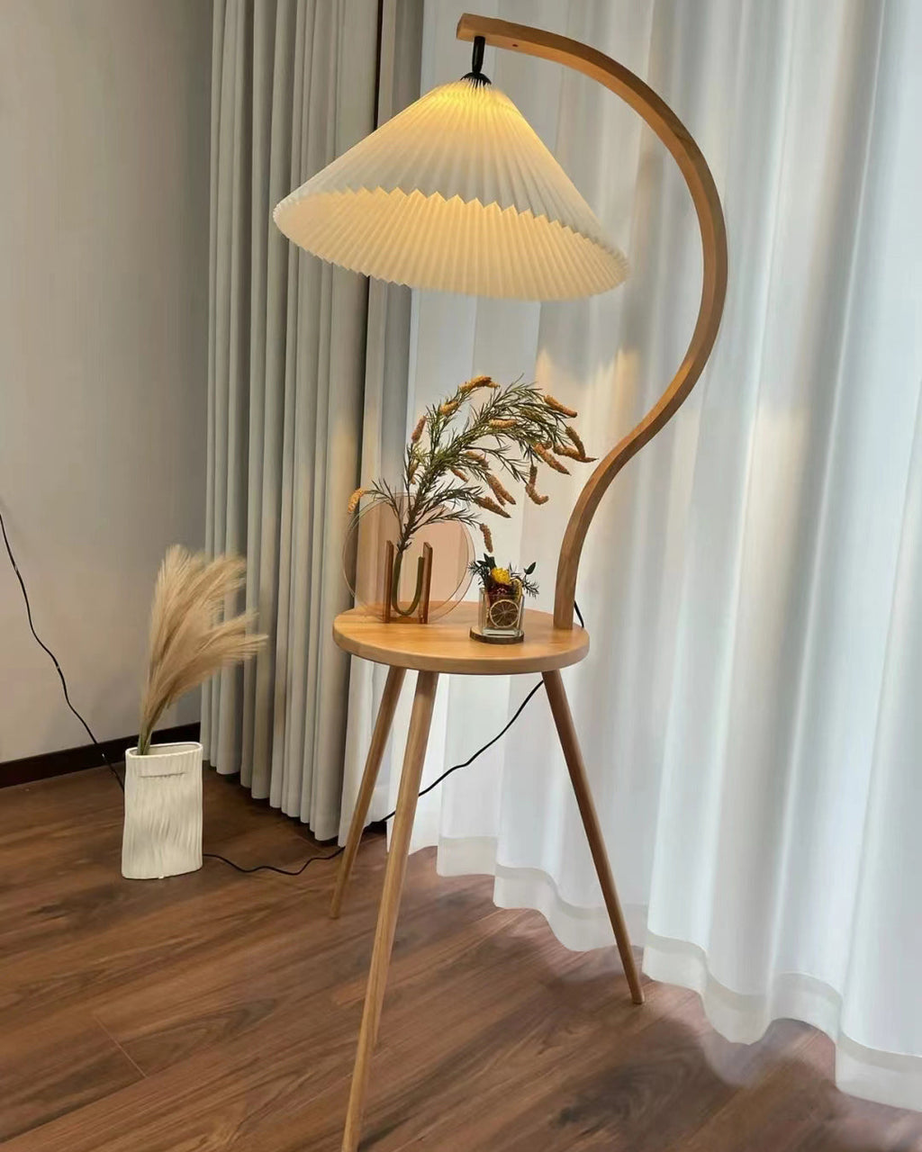 Chesterfield Crescent Luminaire