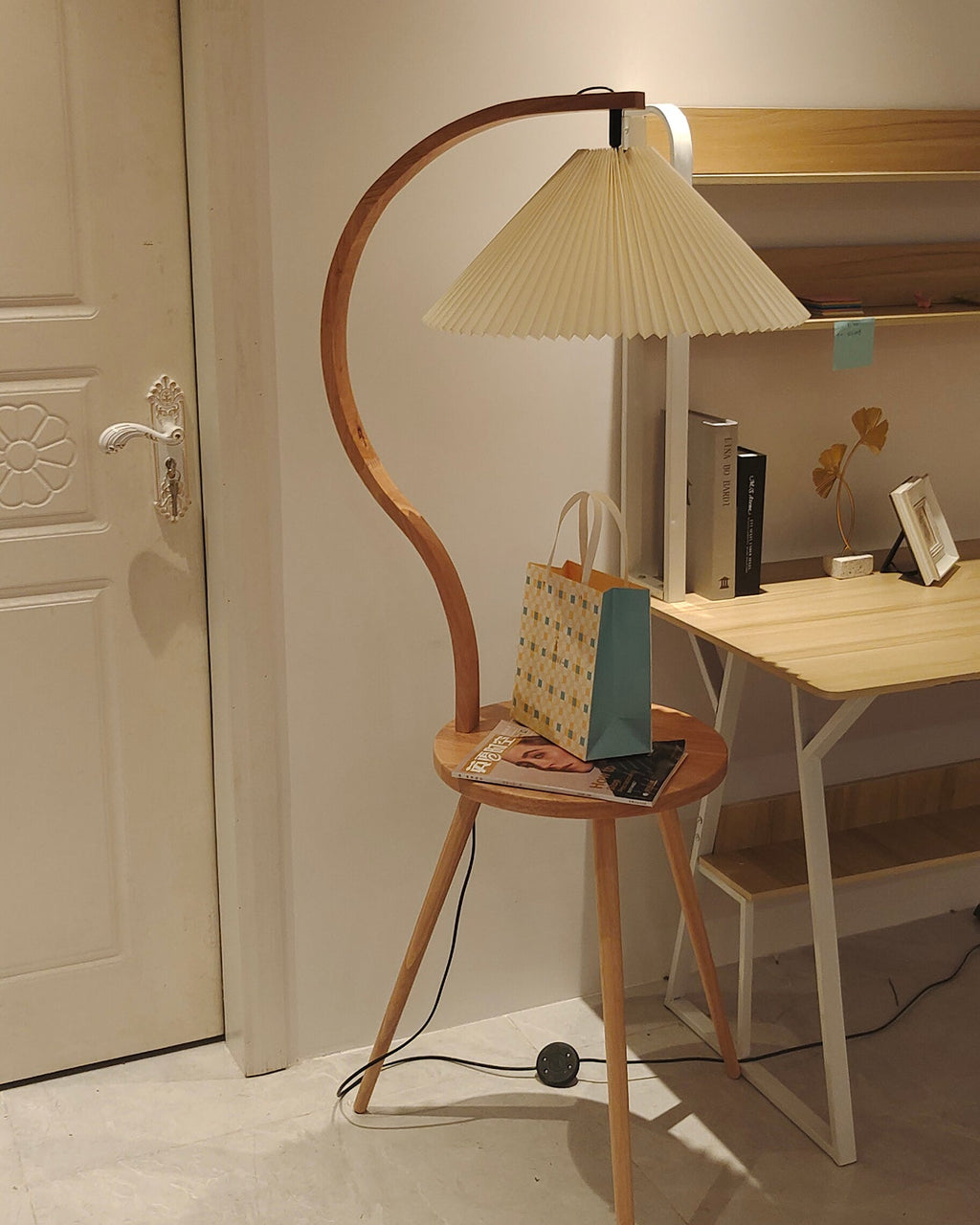 Chesterfield Crescent Luminaire