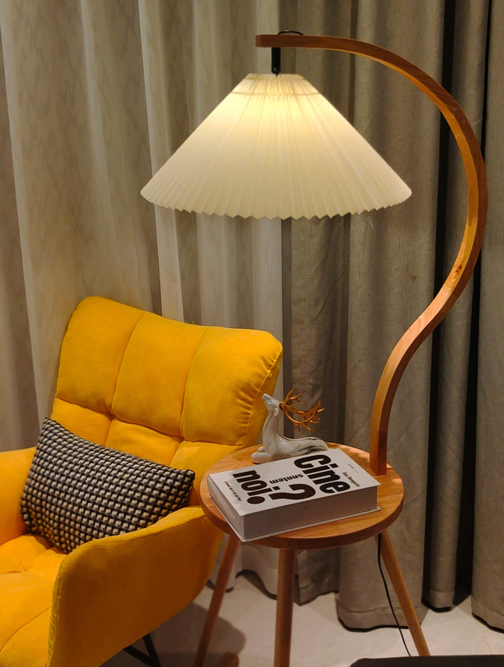 Chesterfield Crescent Luminaire