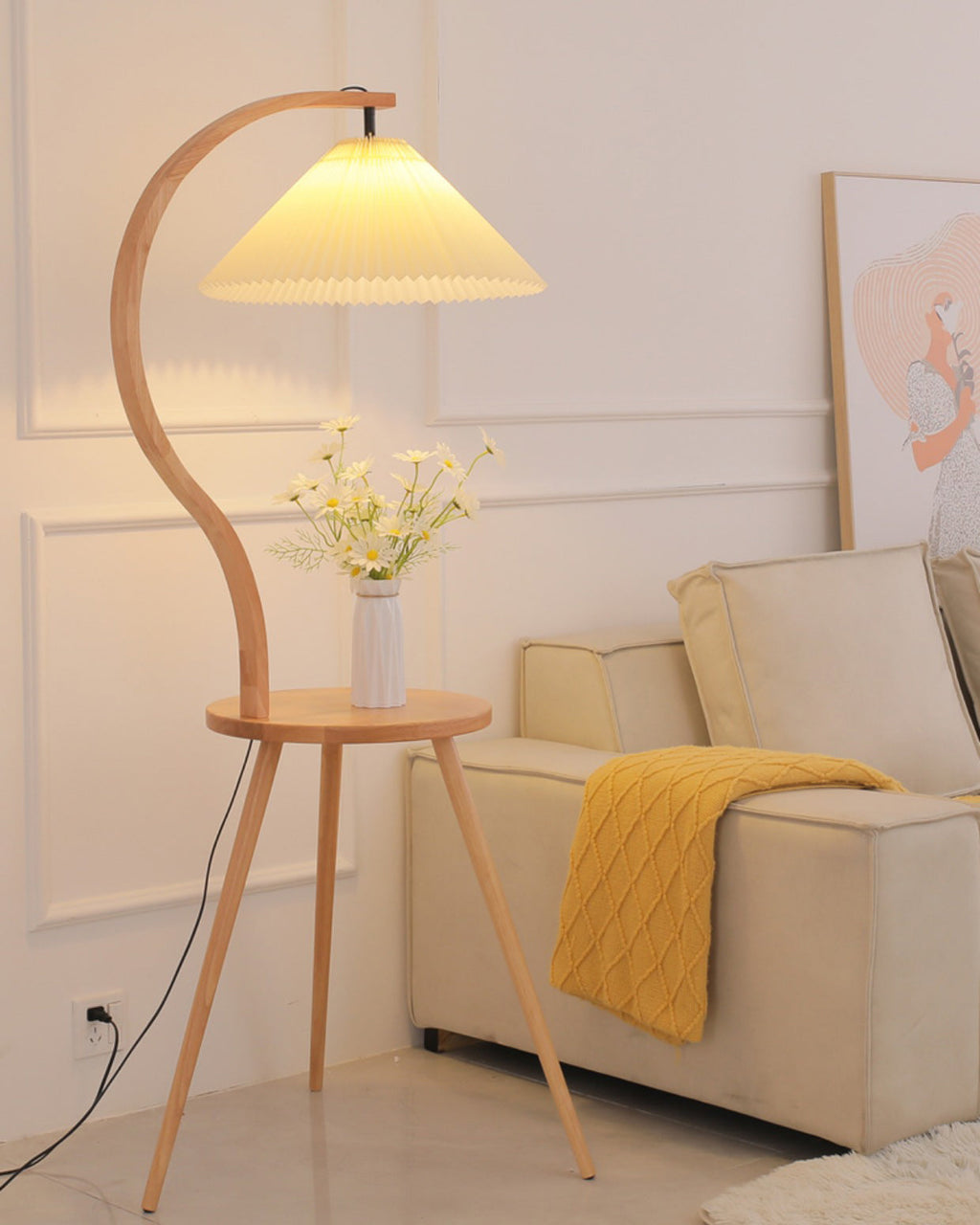 Chesterfield Crescent Luminaire