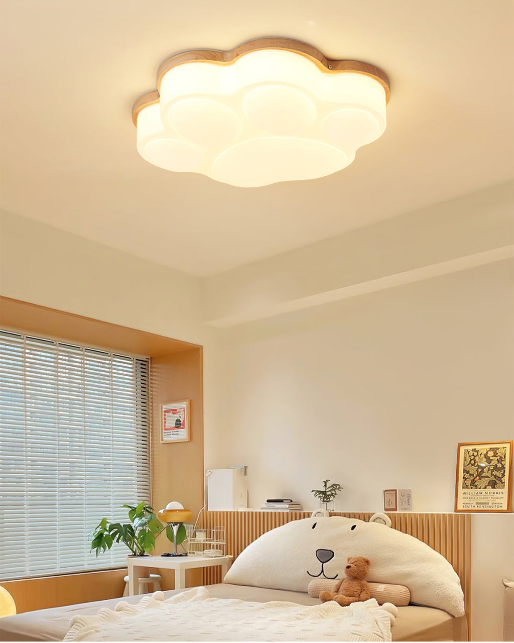 WHISKERWORTH PAW PRINT LUMINAIRE