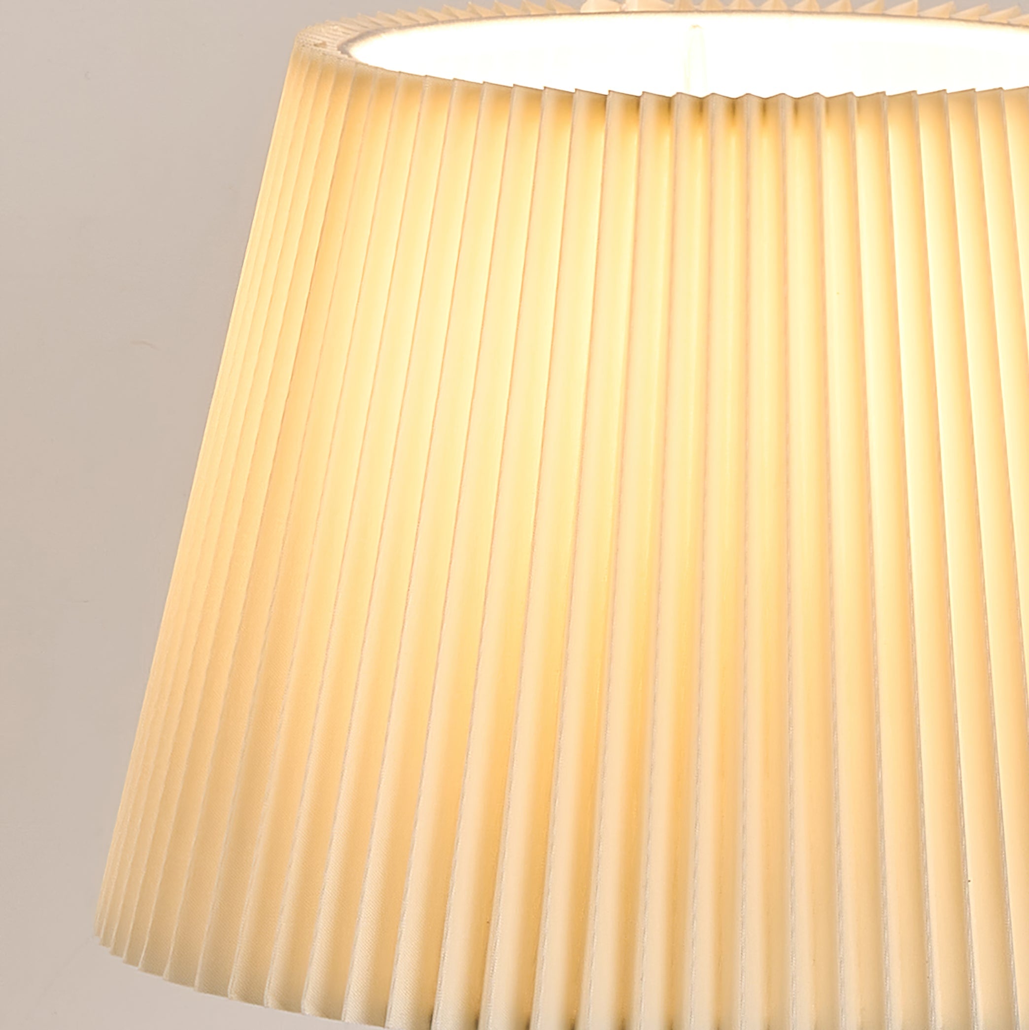 FENWICK IVORY SHADE TABLE ILLUMINATOR