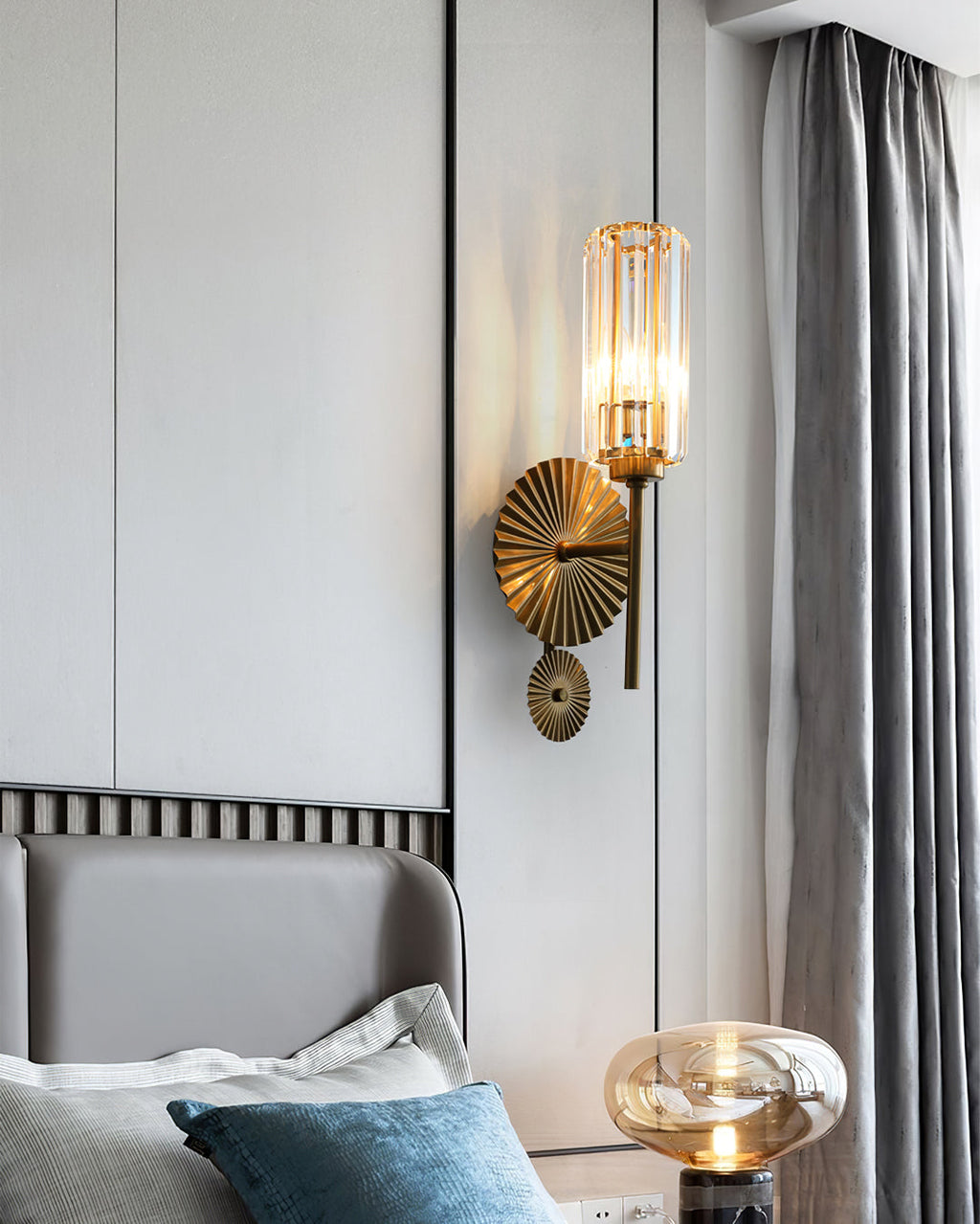 FENWICK VINTAGE BRASS WALL SCONCE
