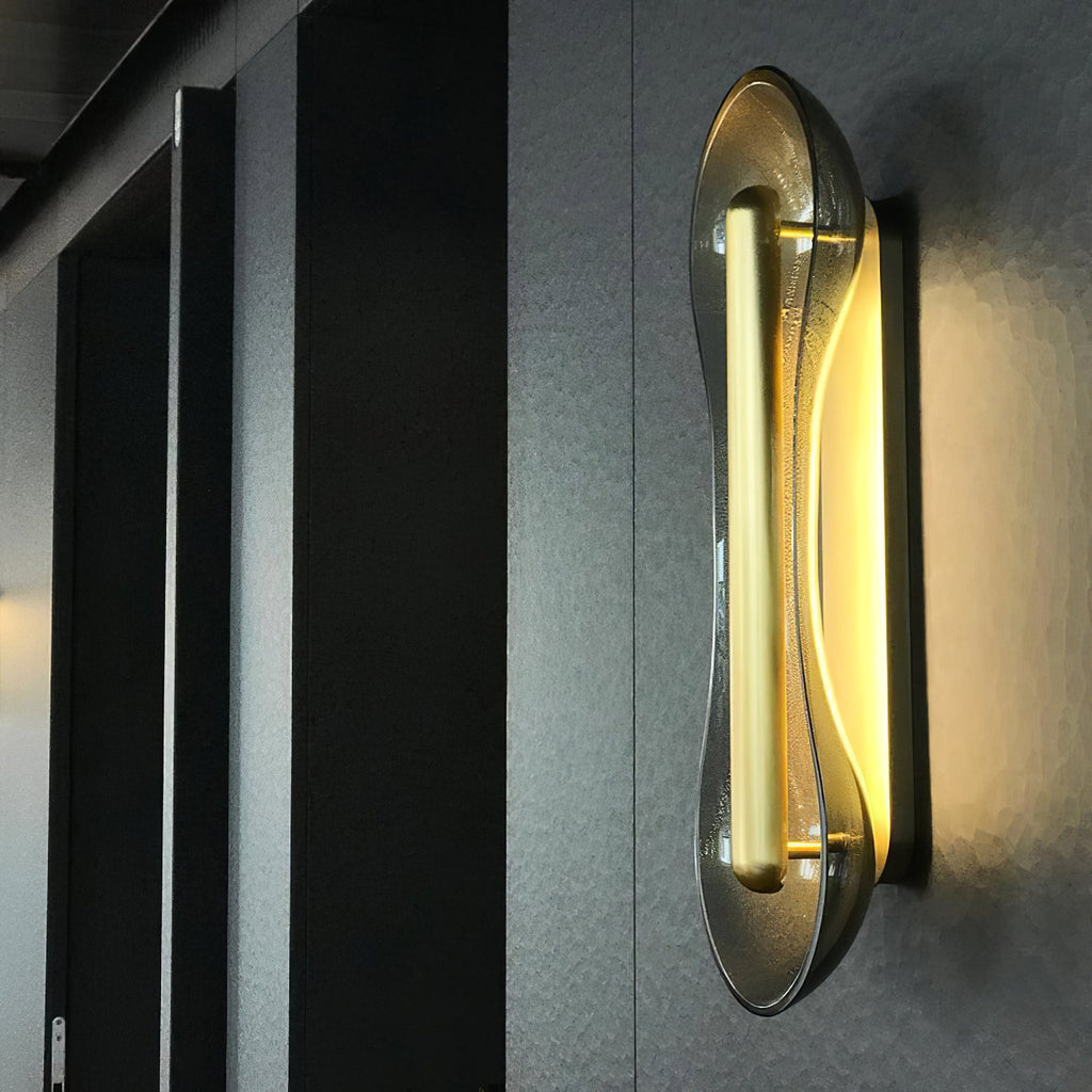 WINTHROP GEO-TRIMMED WALL LANTERN