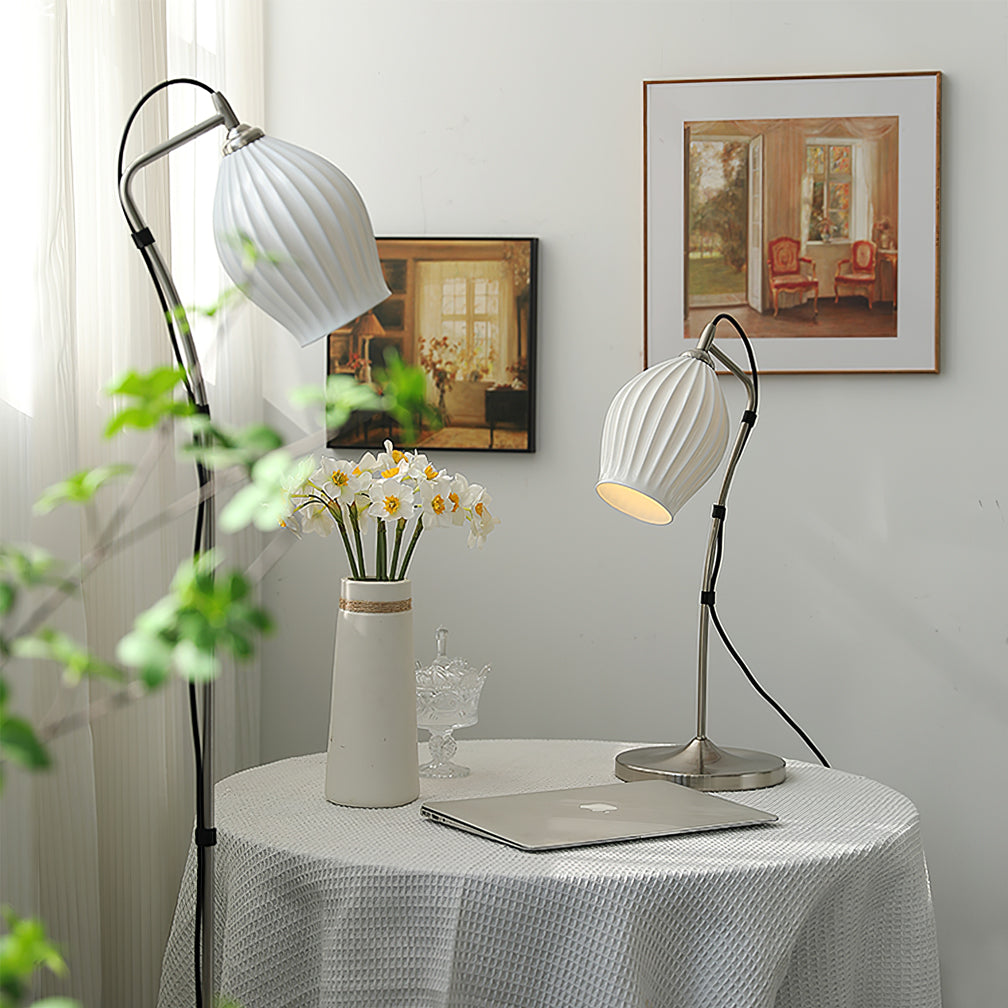 RIVERTON RIBBED CERAMIC ILLUMINATOR