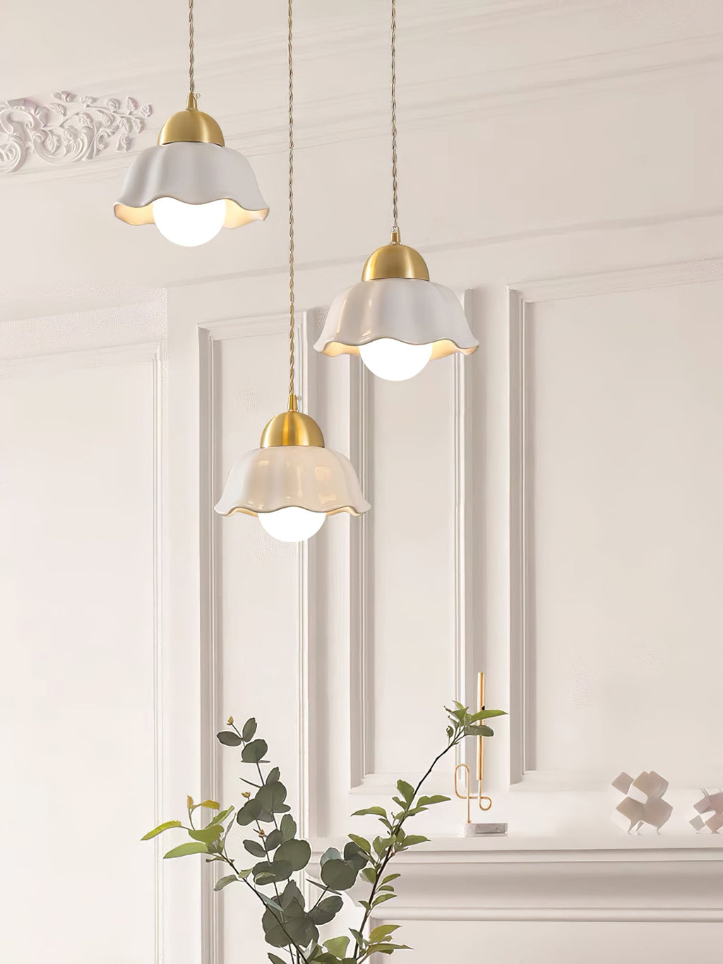 FLORENCE BOTANICAL CERAMIC LIGHTING PENDANT