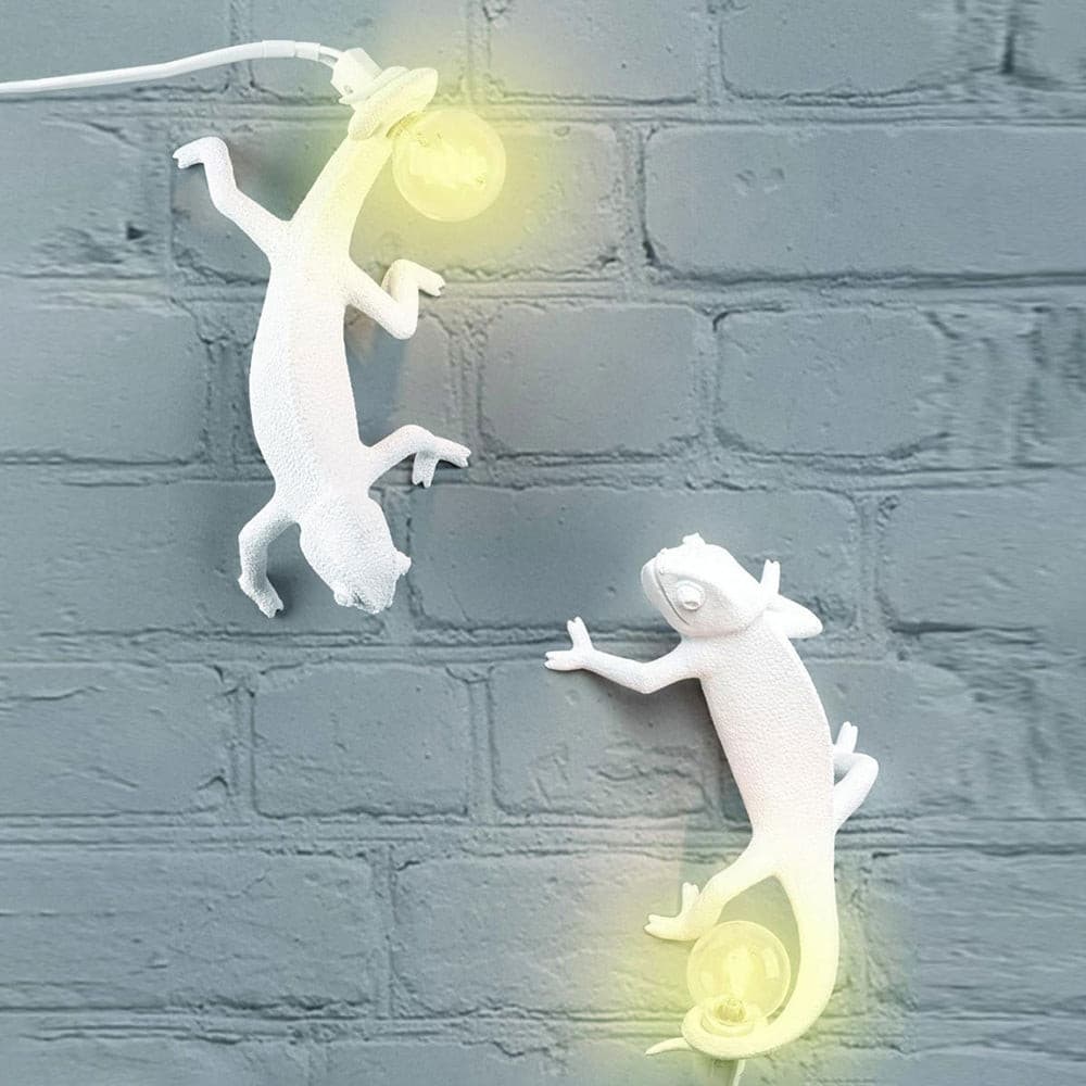 VERDANT HUES ADJUSTABLE WALL SCONCE
