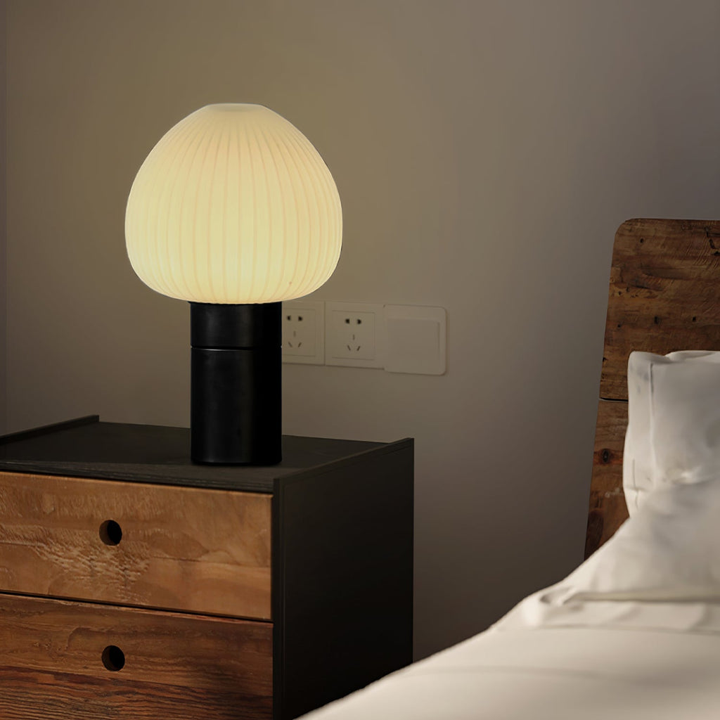 WINDSOR HARMONY CERAMIC TABLE LANTERN