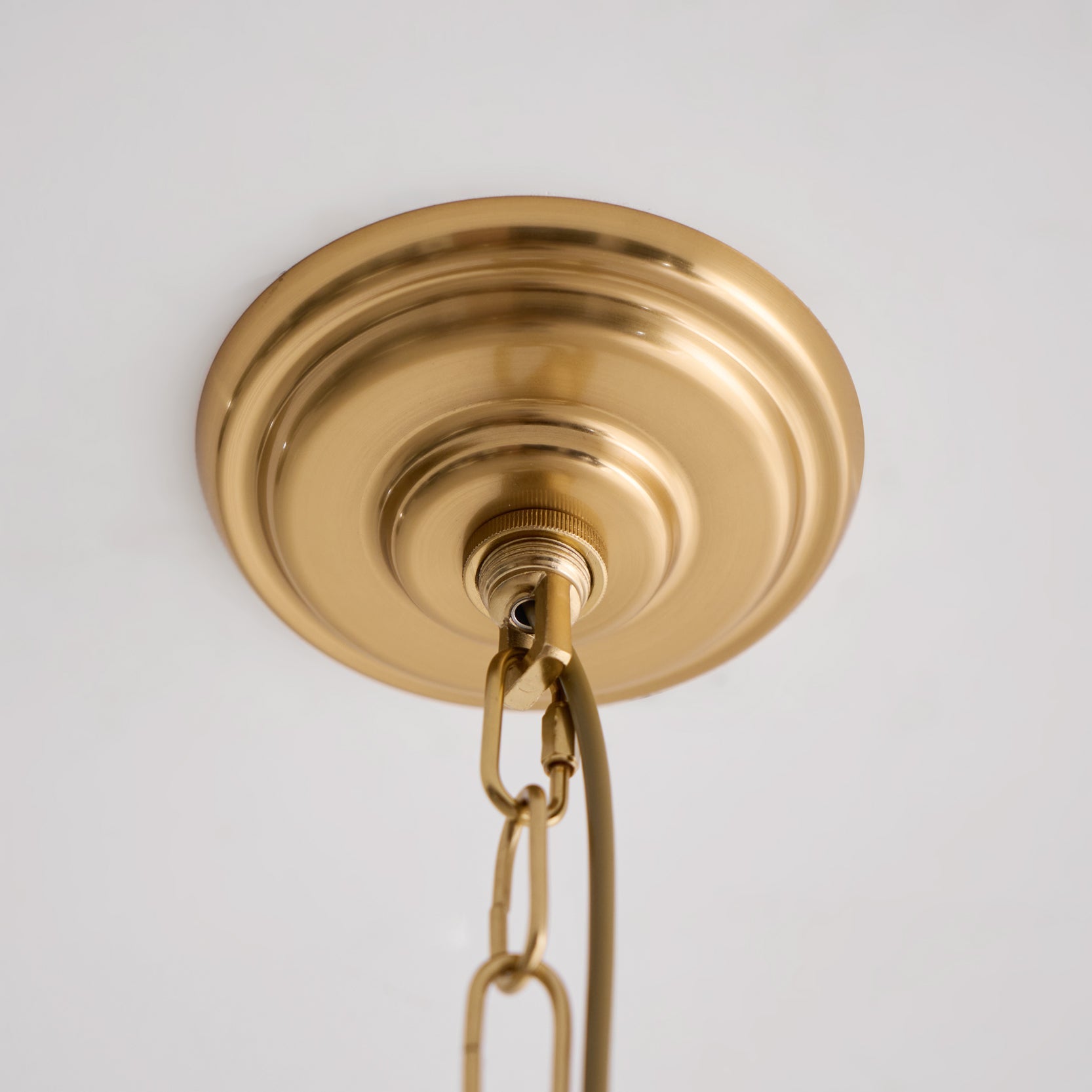 Ravenswood Crystal Halo Pendant