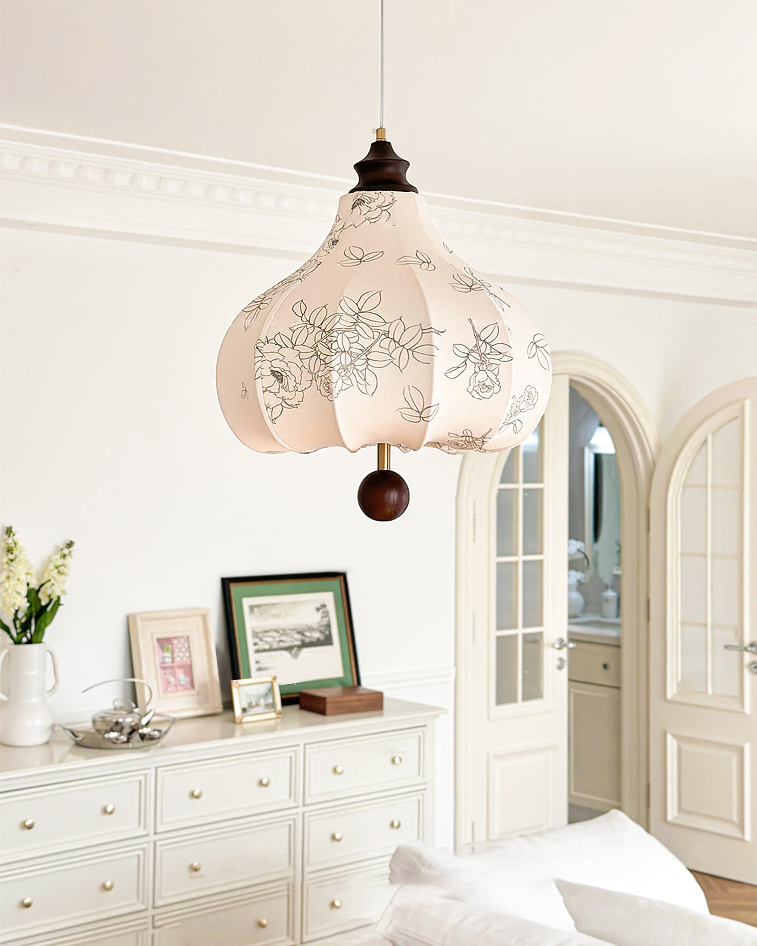 RAVENWOOD TEXTILE HANGING LANTERN