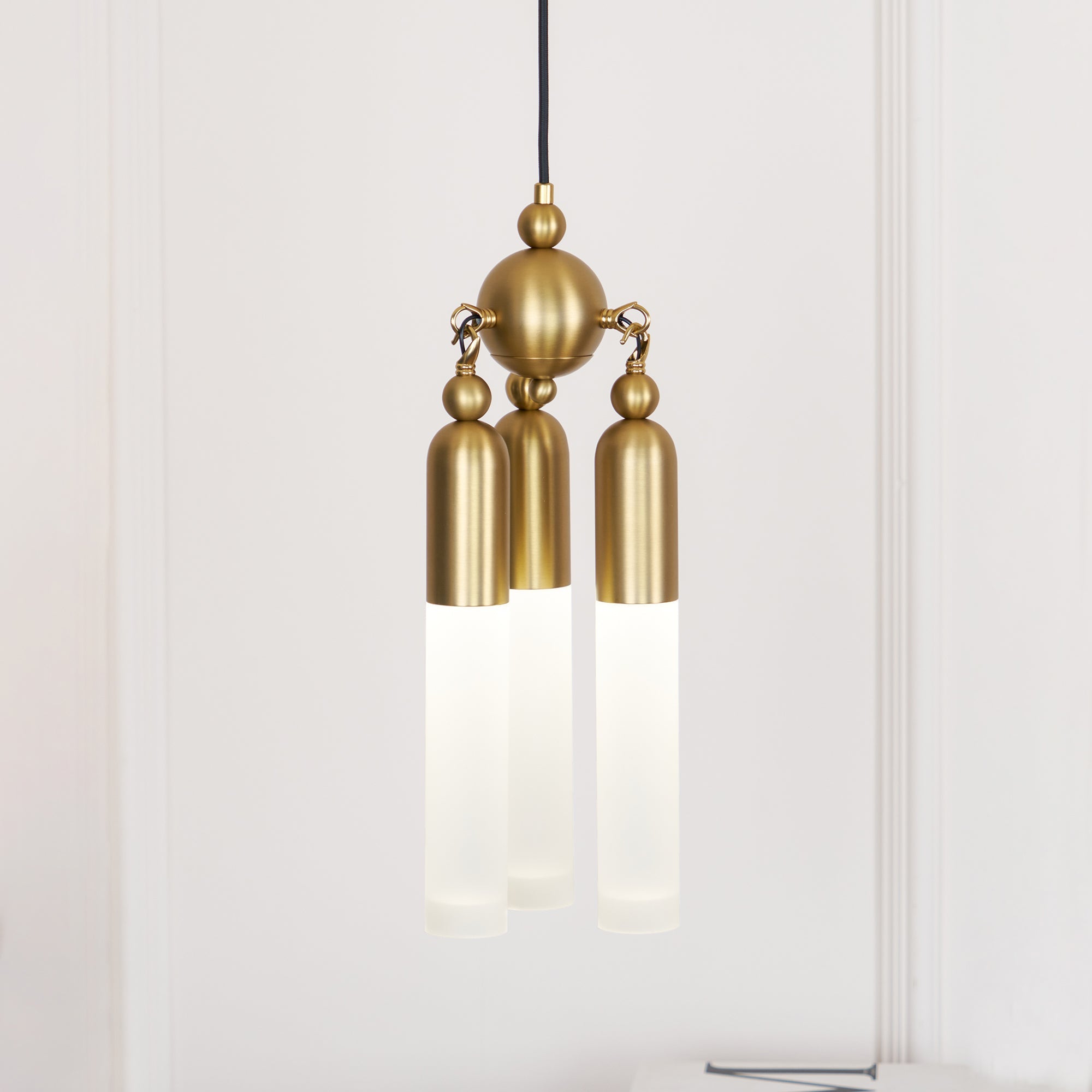 RAVENHURST HANGING GLASS LANTERN
