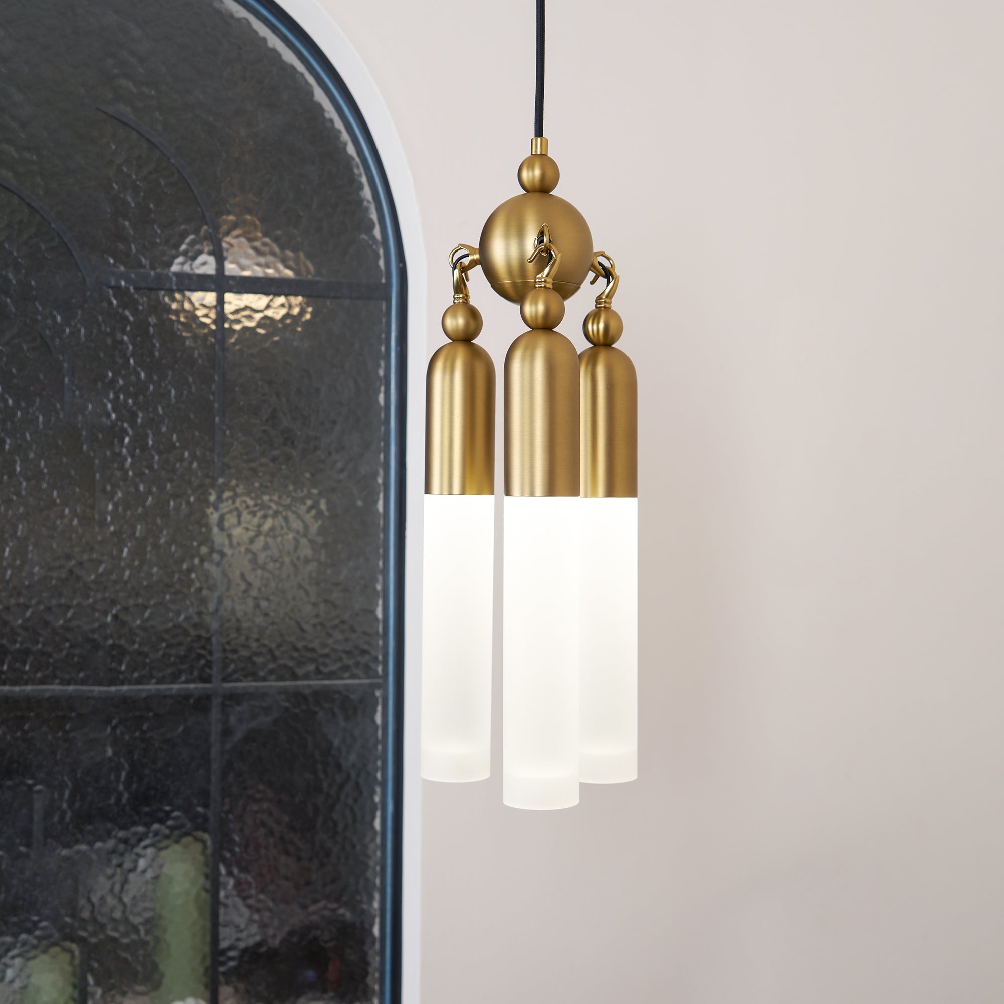RAVENHURST HANGING GLASS LANTERN