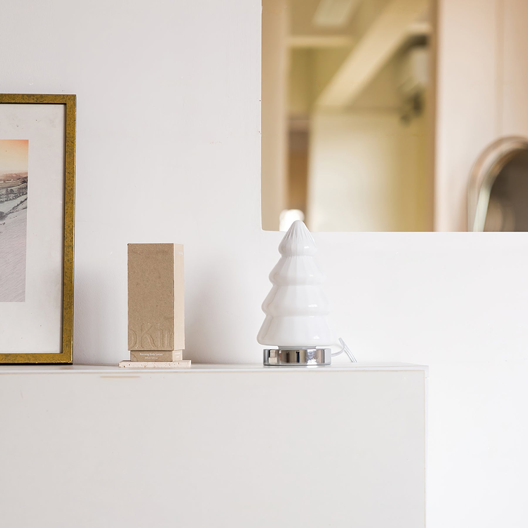FENWICK IVORY WOODLAND LAMP