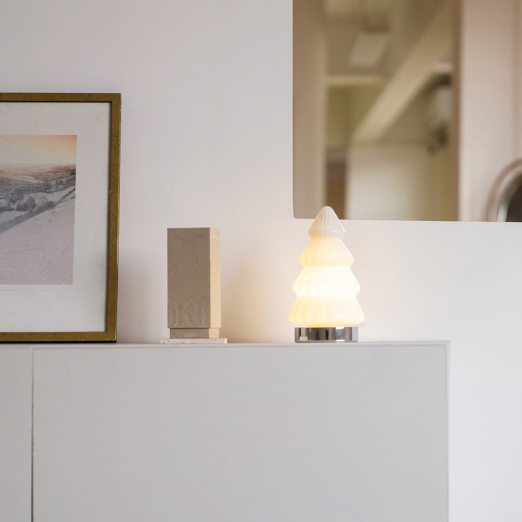 FENWICK IVORY WOODLAND LAMP