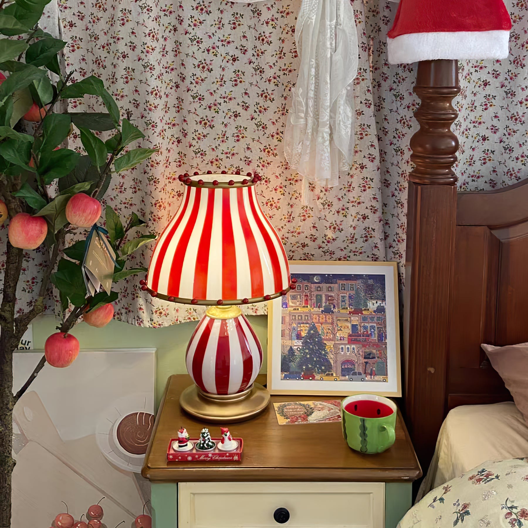 CAMBRIDGE CARNIVAL WHIMSY TABLE LIGHT