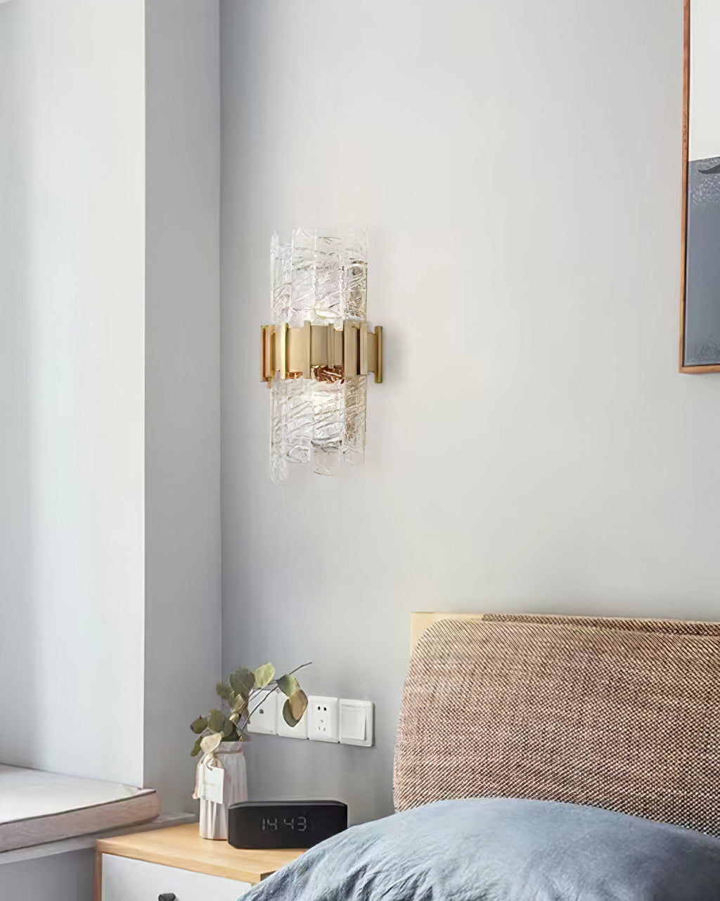Ravenscroft Vintage Lantern Wall Sconce
