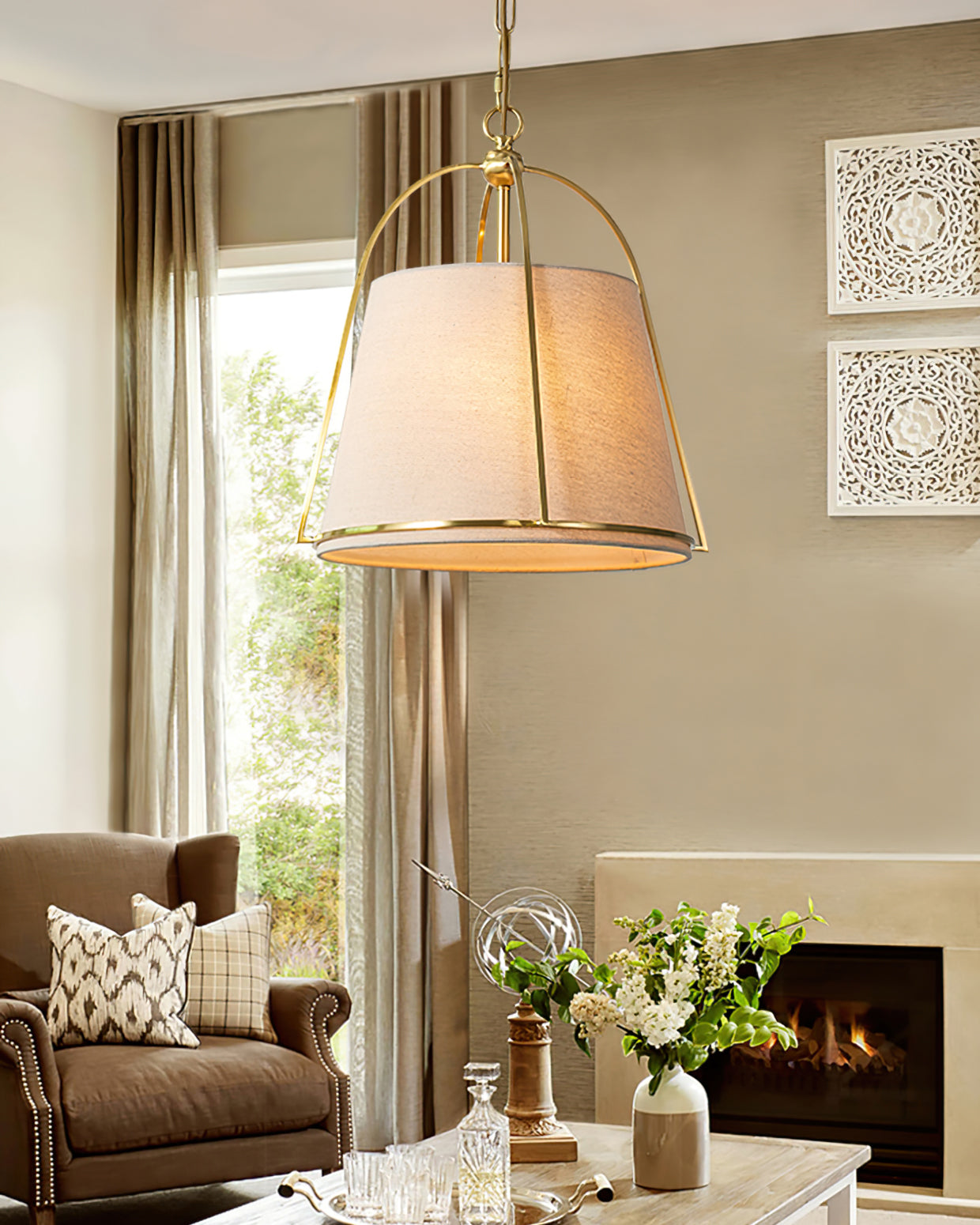 FARNWORTH HANGING GLASS ILLUMINATOR
