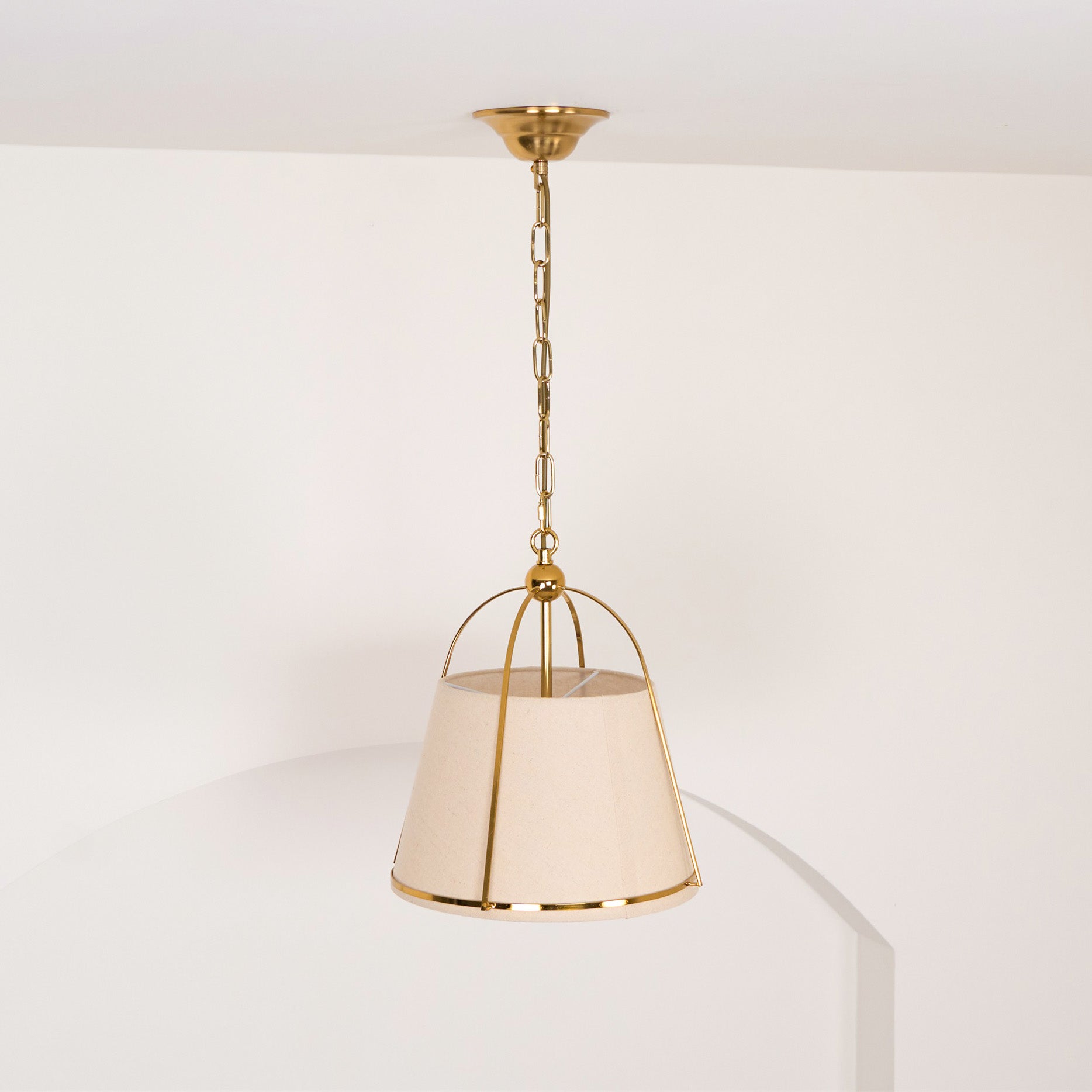 FARNWORTH HANGING GLASS ILLUMINATOR