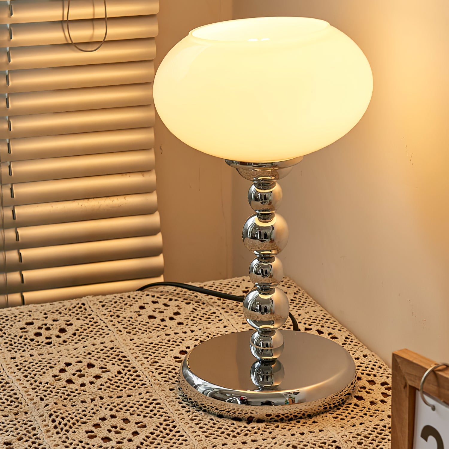 Farnsworth Heritage Glow Table Light