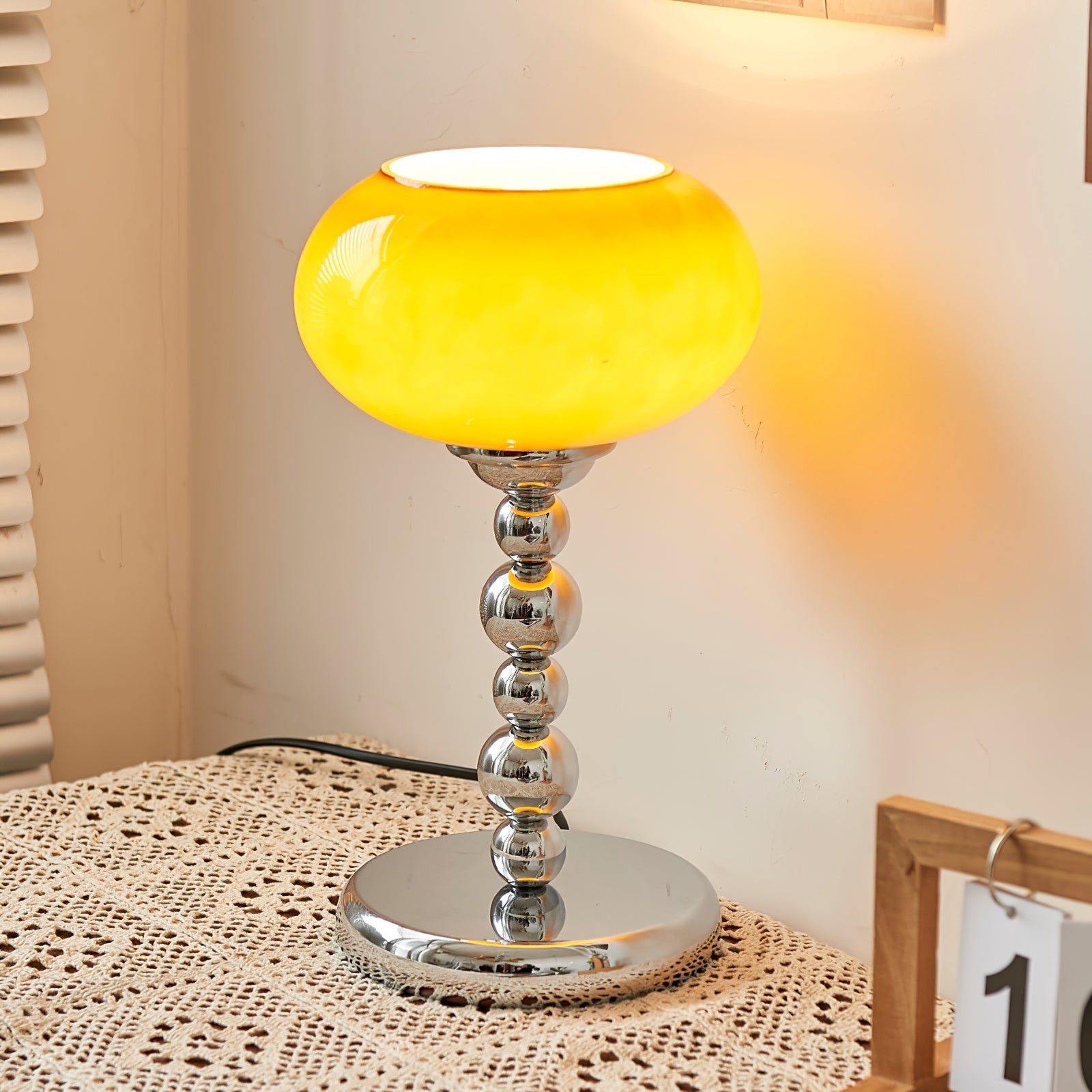 Farnsworth Heritage Glow Table Light