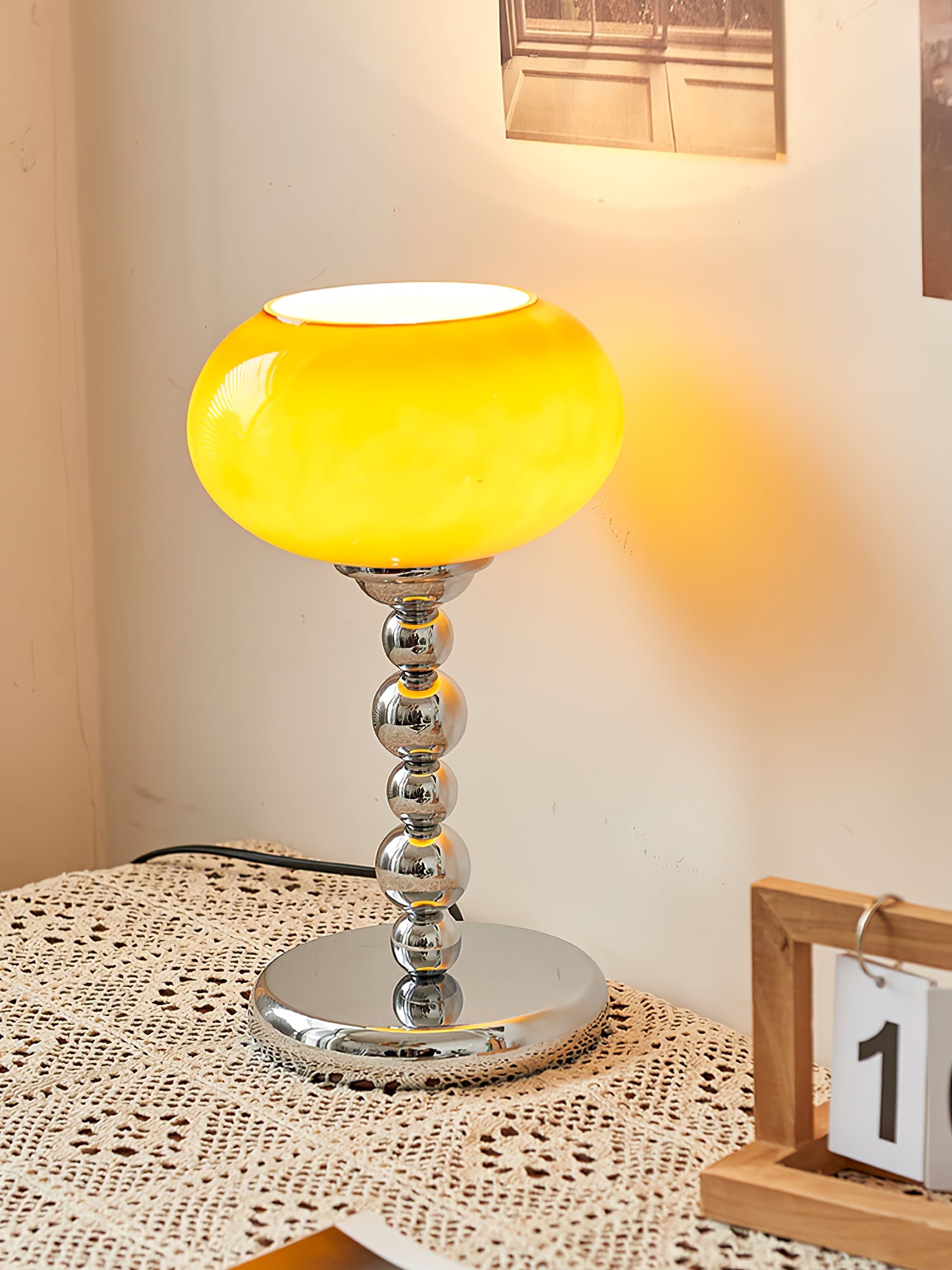 Farnsworth Heritage Glow Table Light