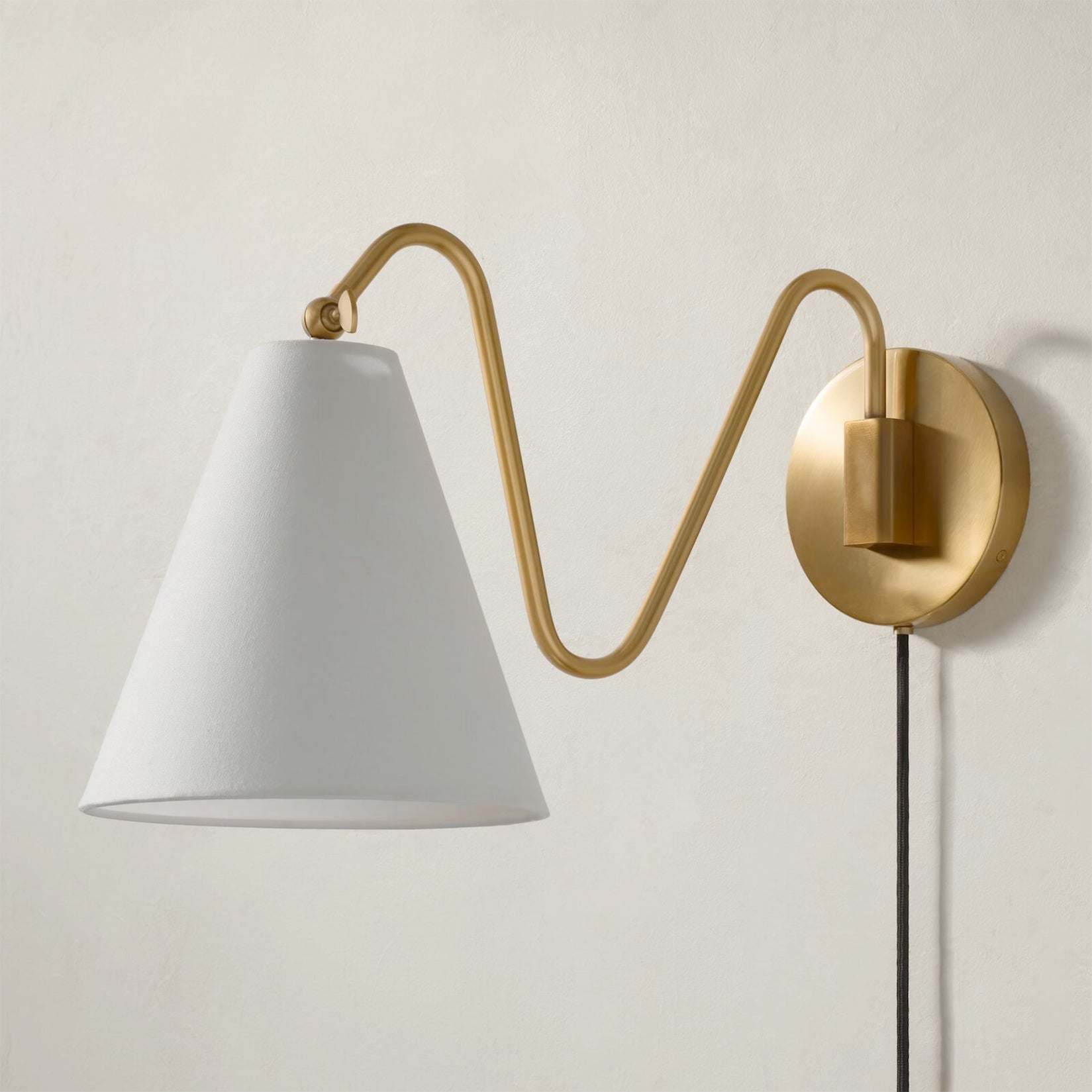 FENWICK BELLFLOWER PLUG-IN WALL LIGHT