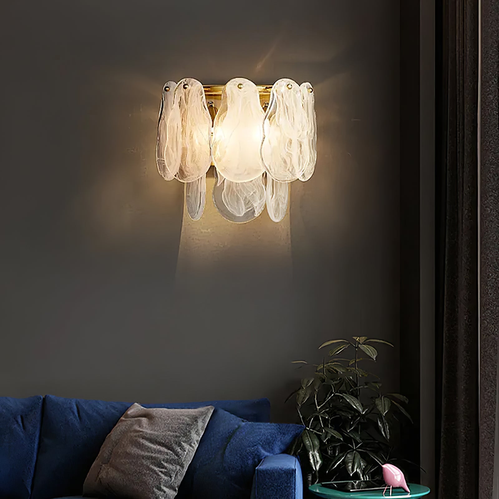 WINDSOR CLOUDY GLASS WALL SCONCE