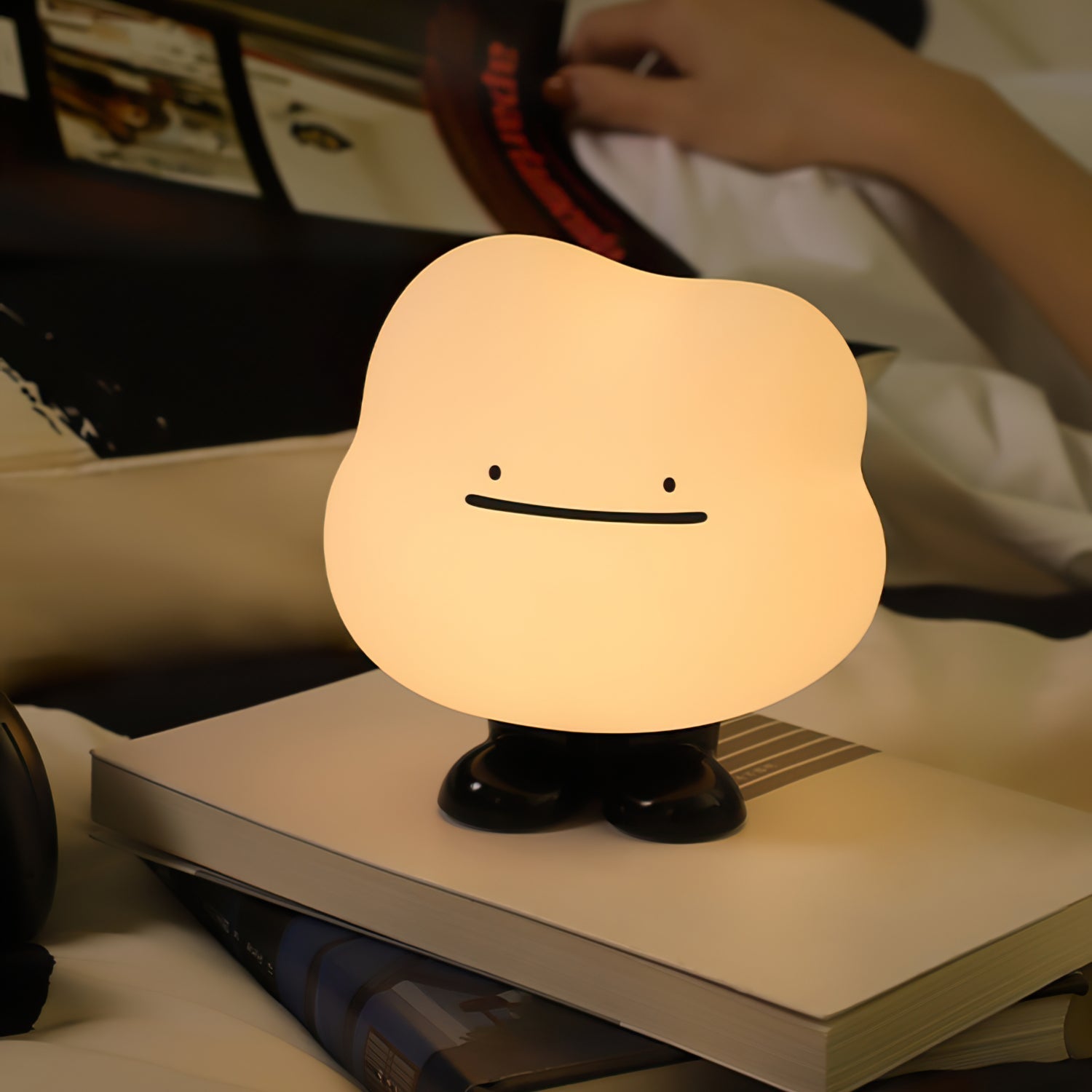 FENWICK CLOUD-SHAPED RECHARGEABLE LAMP
