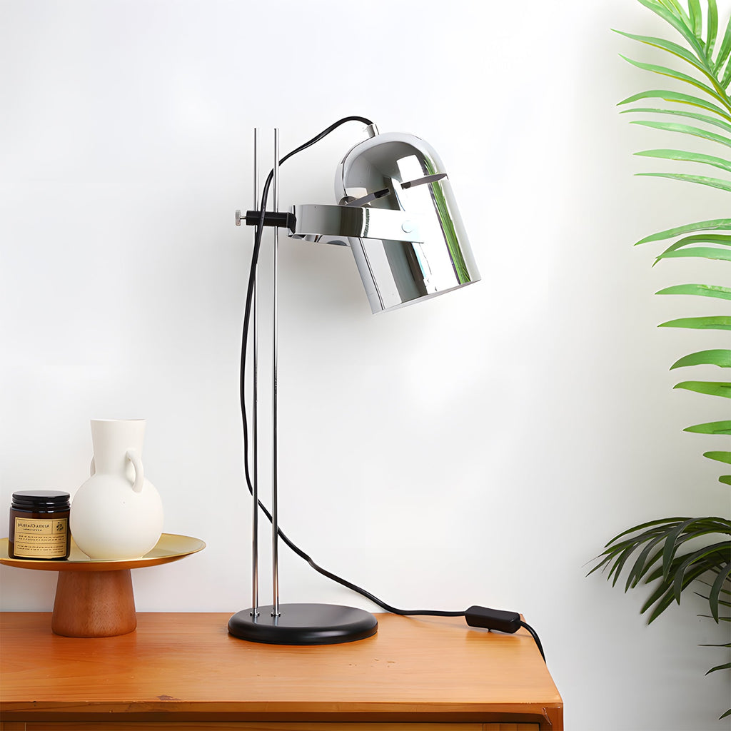 FENWICK DUAL-FUNCTION TABLE ILLUMINATOR