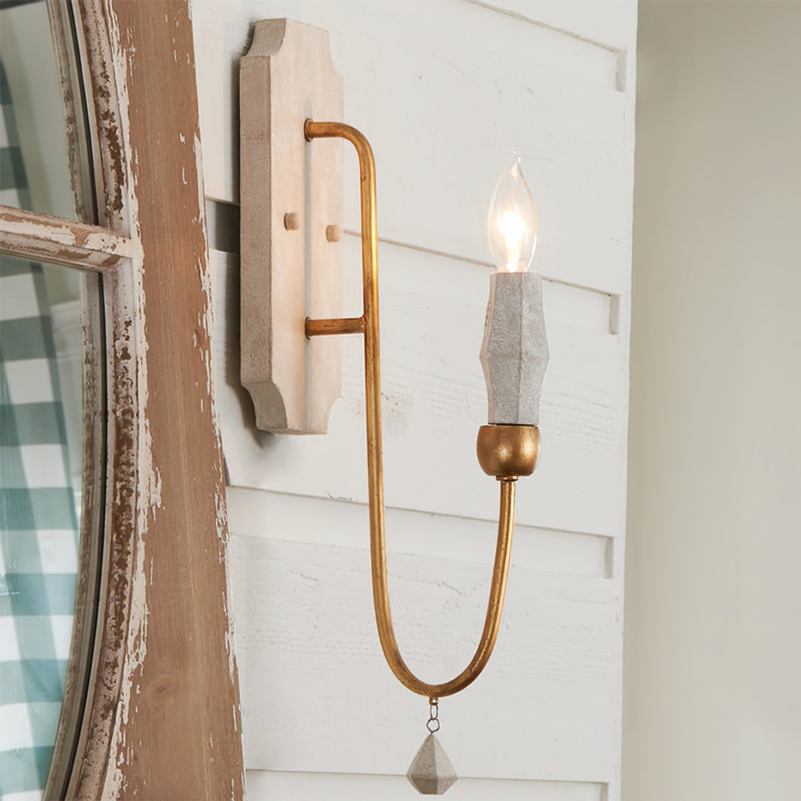 Ravenswood Vintage Lantern Wall Fixture