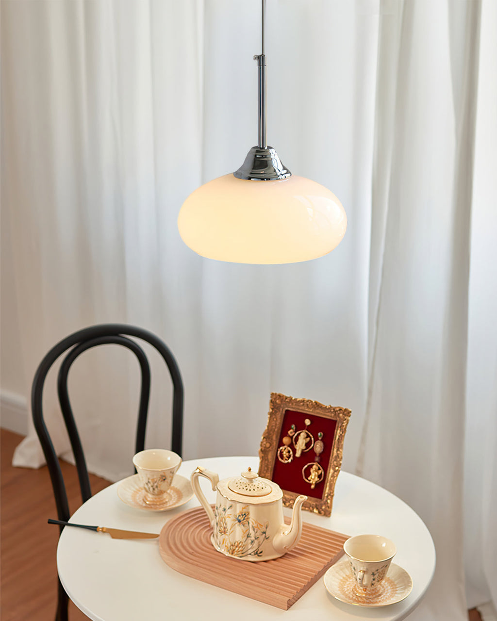 RAVENHILL IVORY BELL HANGING LANTERN