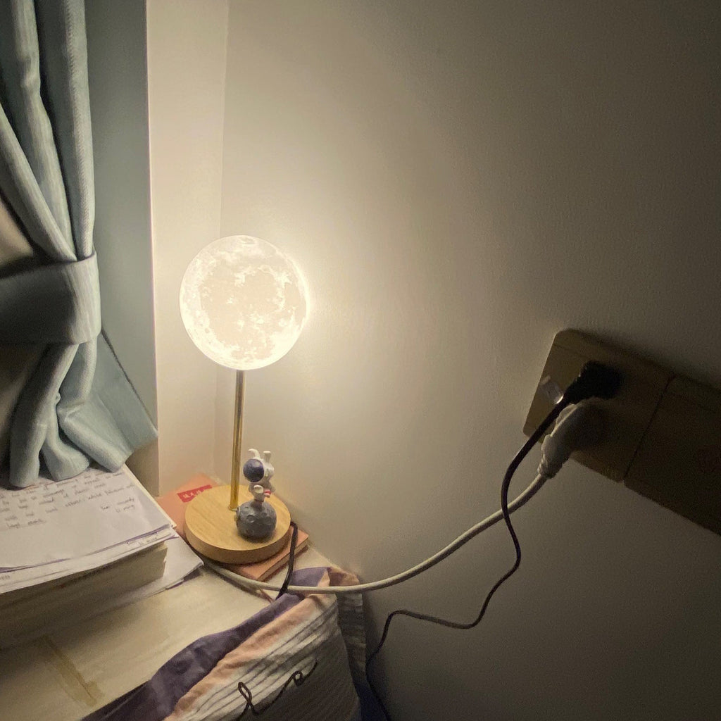 LUNAR LUMINAIRE ORB TABLE LIGHT