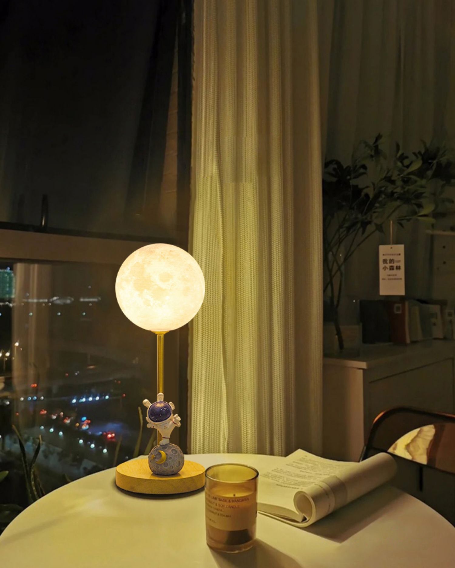 LUNAR LUMINAIRE ORB TABLE LIGHT