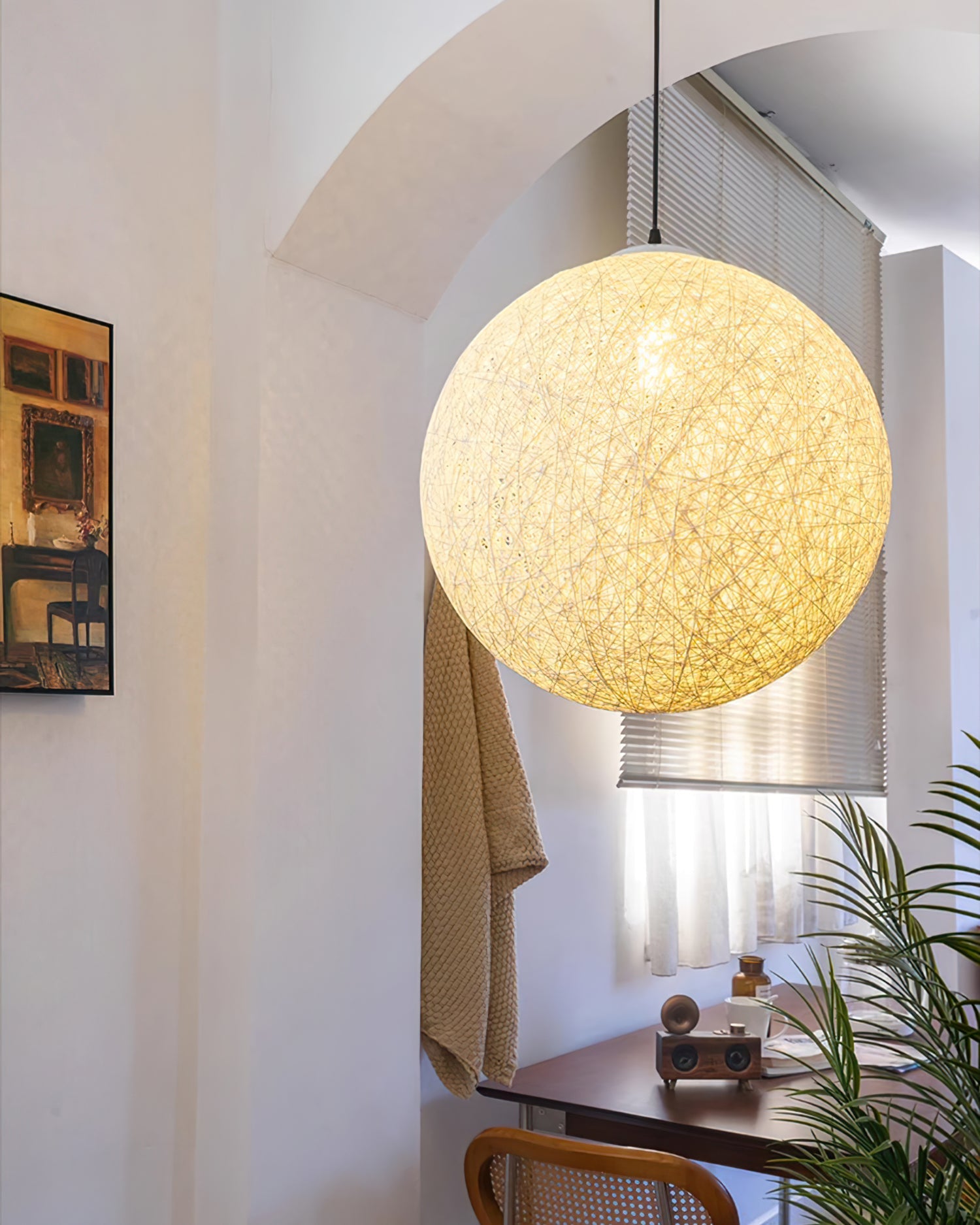 FENWICK GLOWING ORB HANGING LAMP