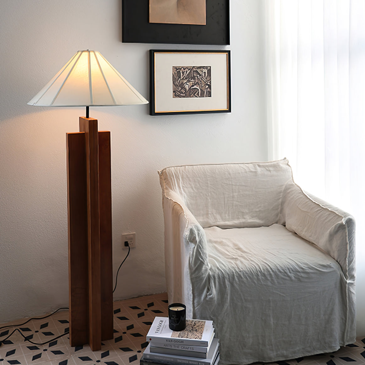 FENWICK OAK RAY FLOOR ILLUMINATOR