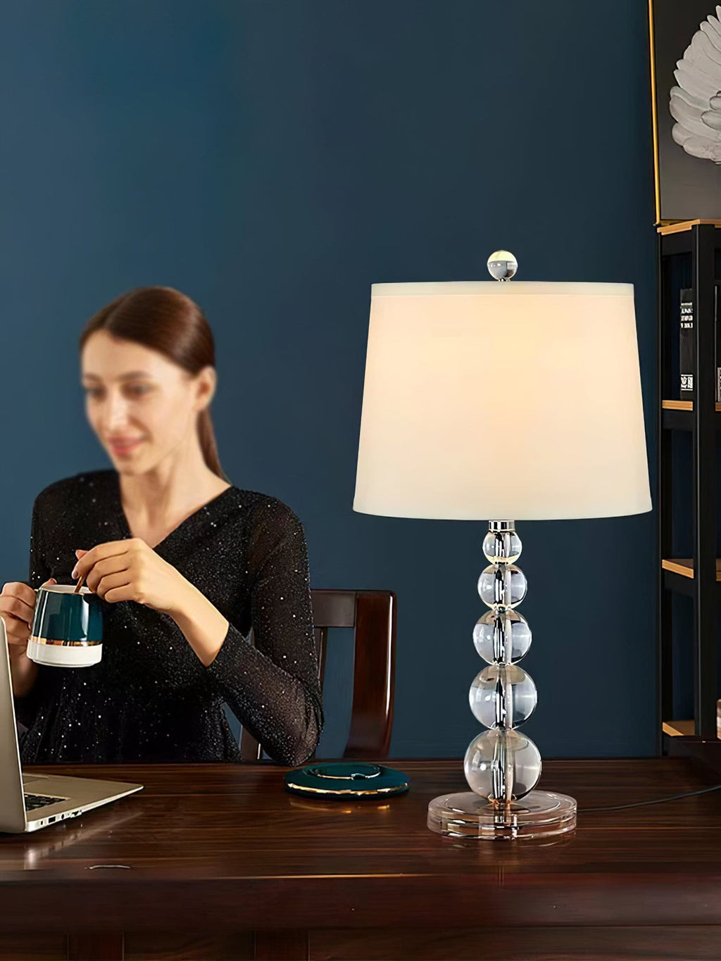 ASTONIA ORB LUMINAIRE