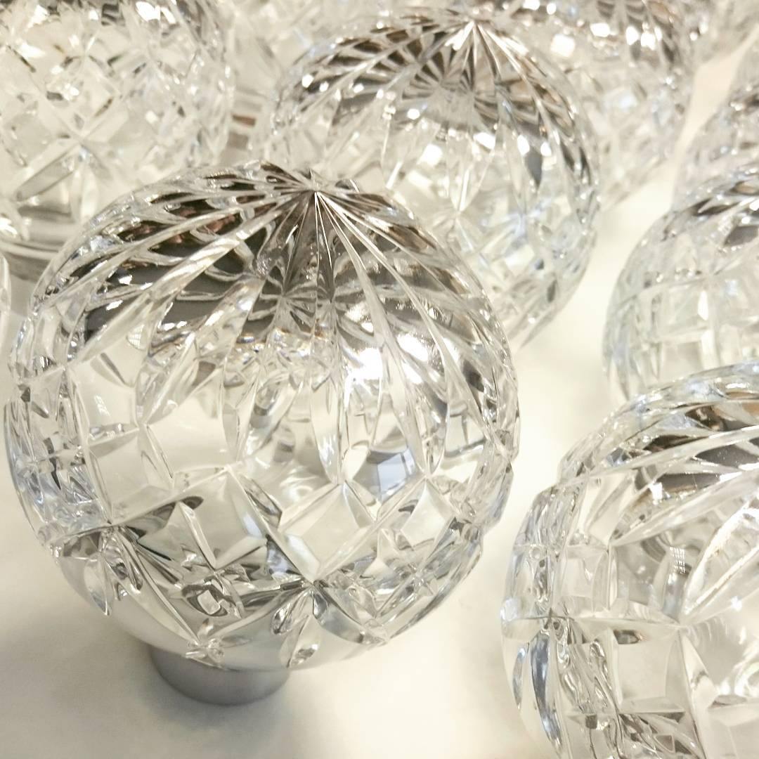 ASTON CRYSTAL ORB TABLE LANTERN