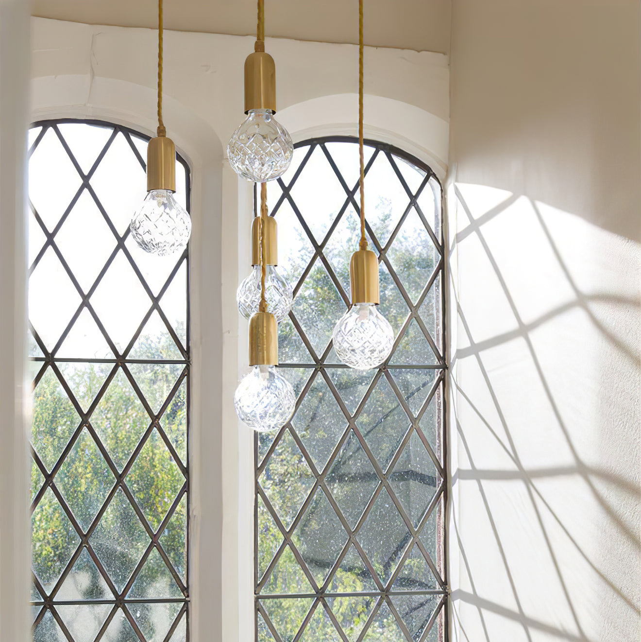 WINTHROP CRYSTAL GLOBE HANGING LAMP
