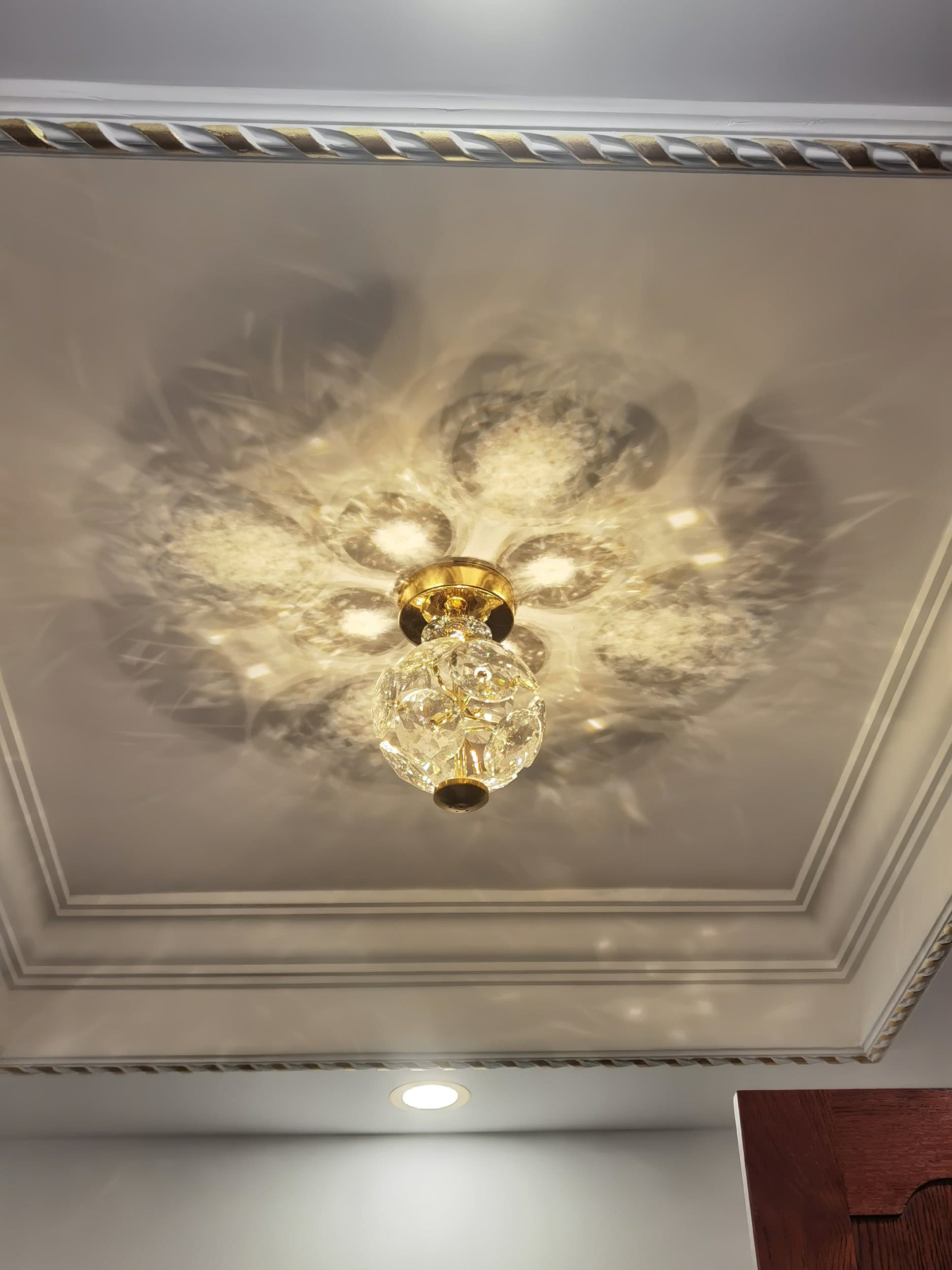 VANDERBILT ORBIS LUMINAIRE