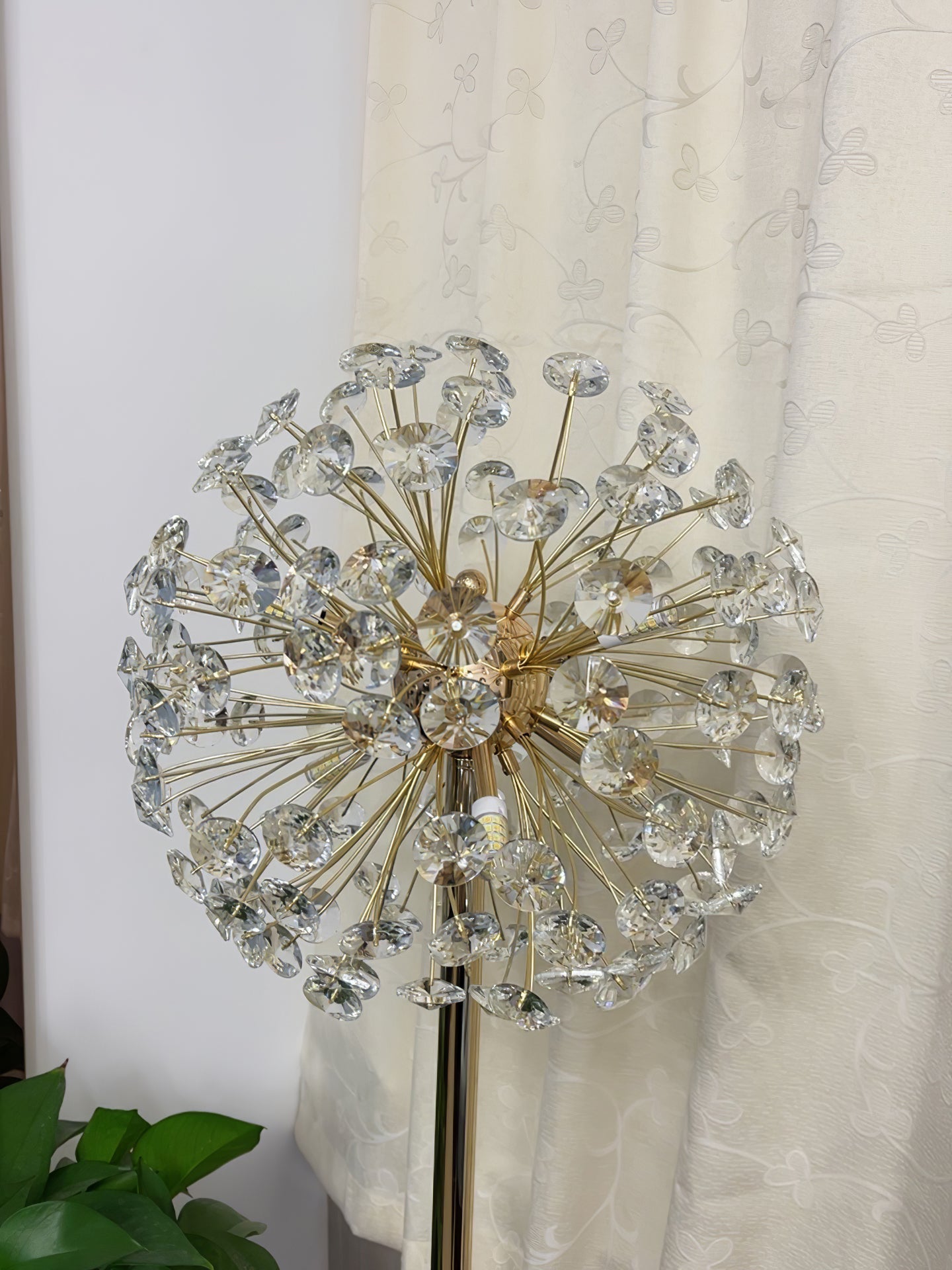 VIOLETTA FROSTED GLOW TABLE LANTERN