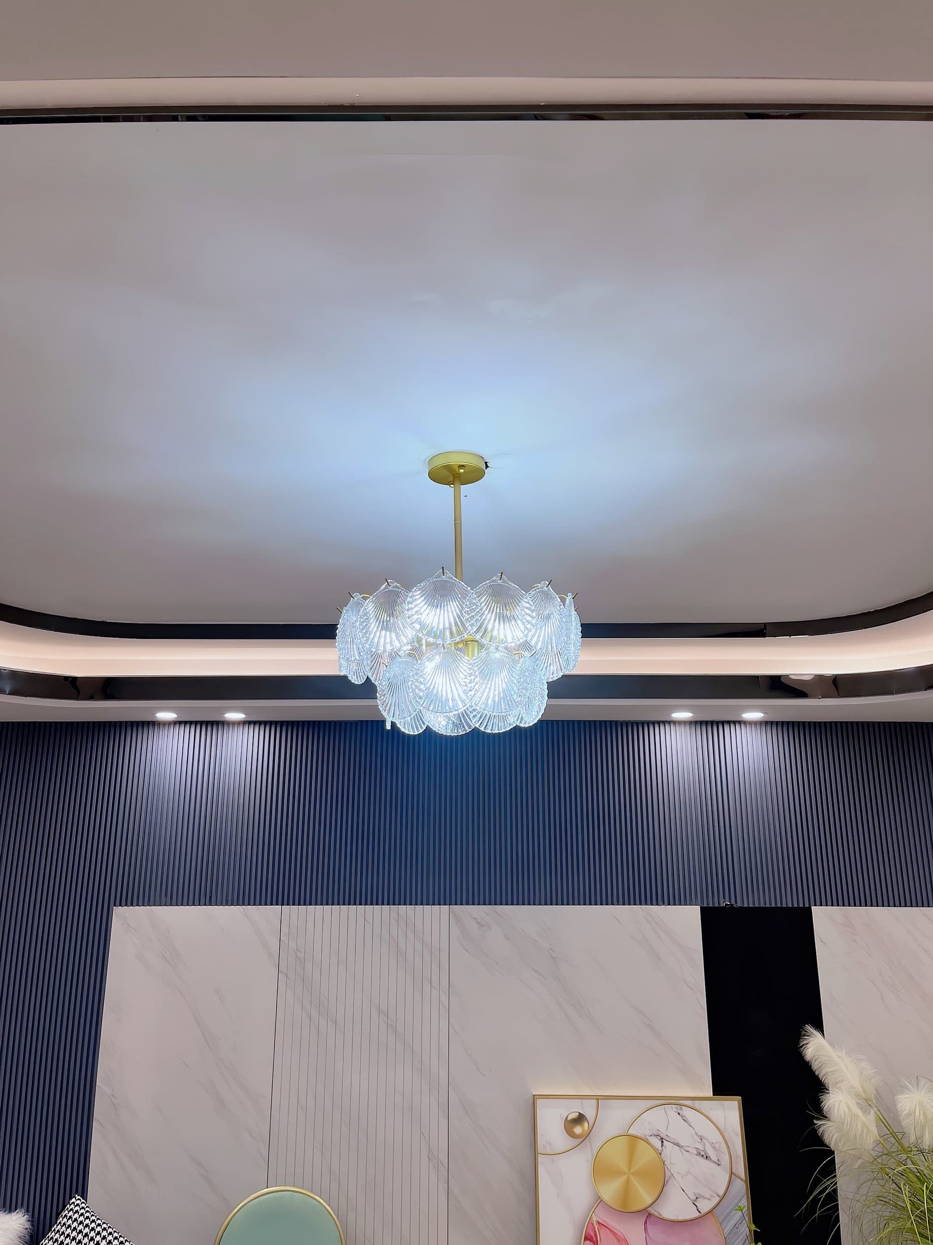 MARISOL SHELL-ENCASED LUMINARY