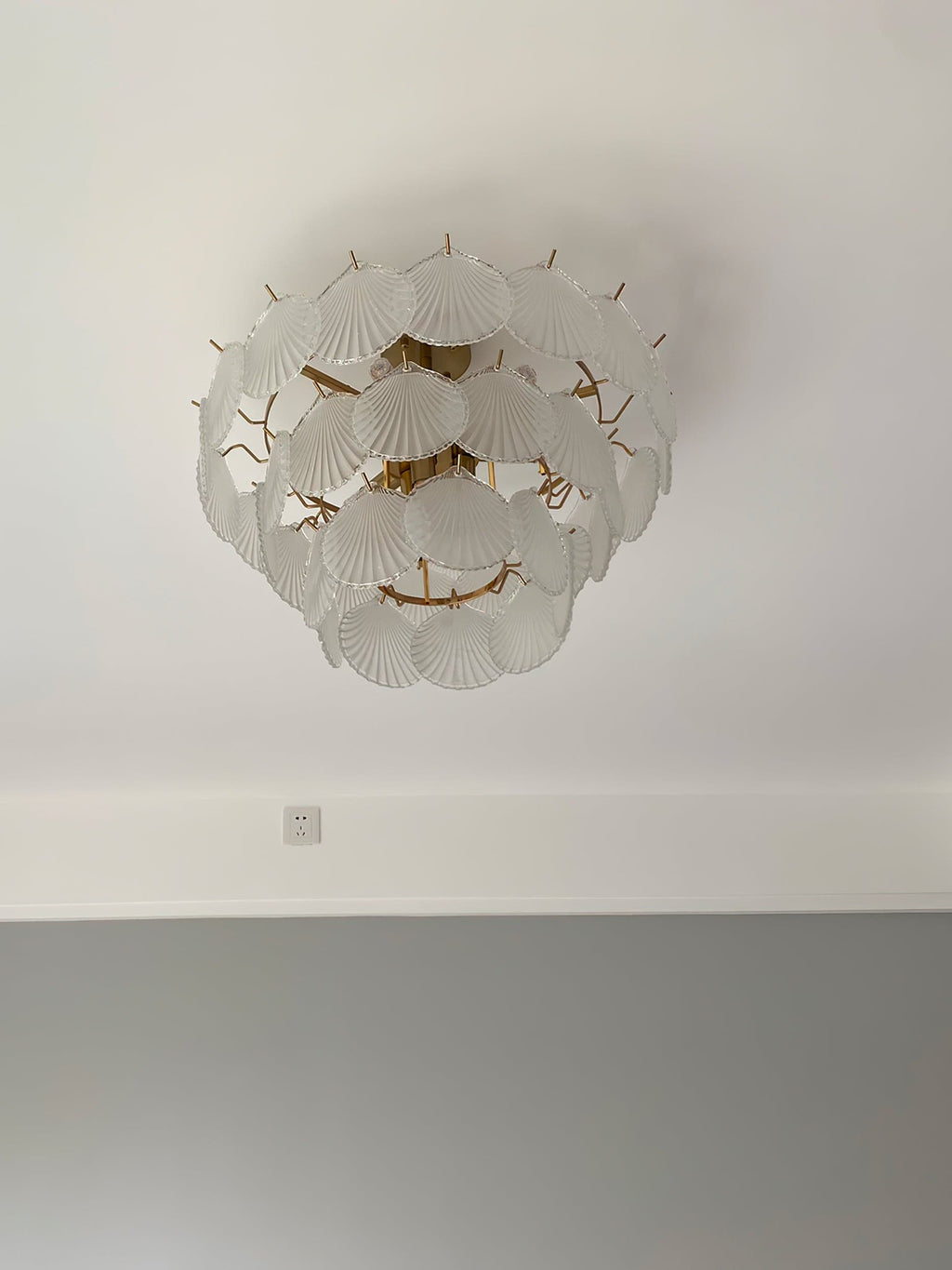 MARISOL SHELL-ENCASED LUMINARY