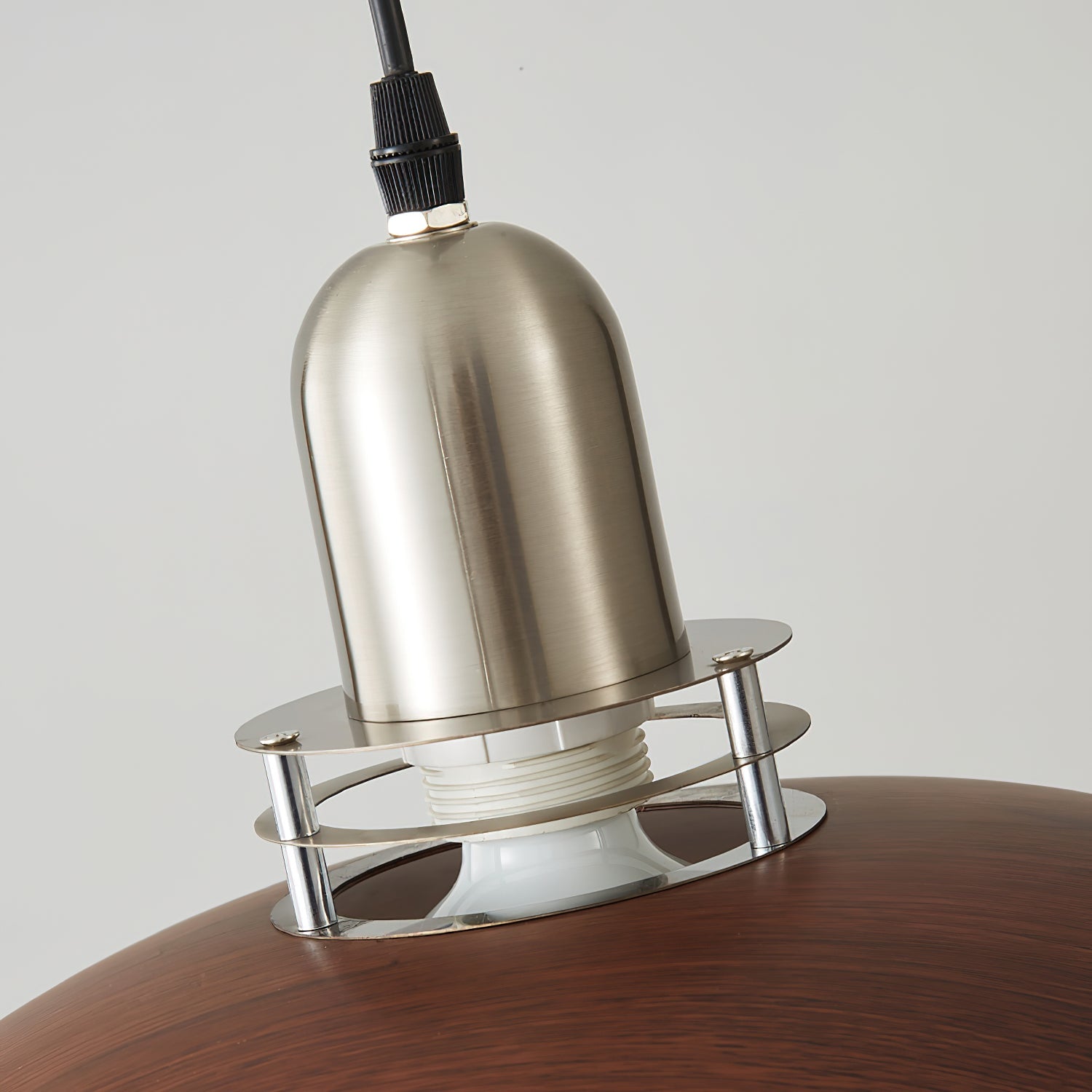 RAVENHALL ILLUMINATED CIRCLE PENDANT