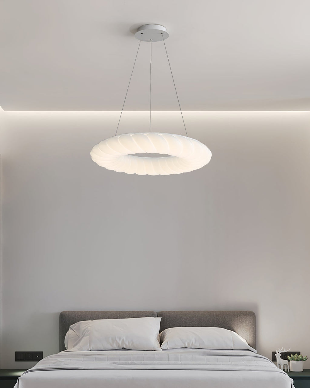 ALDERSON CLOUD-SHAPED HANGING ILLUMINATION