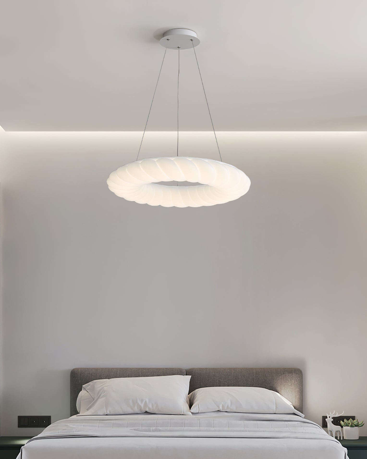 ALDERSON CLOUD-SHAPED HANGING ILLUMINATION